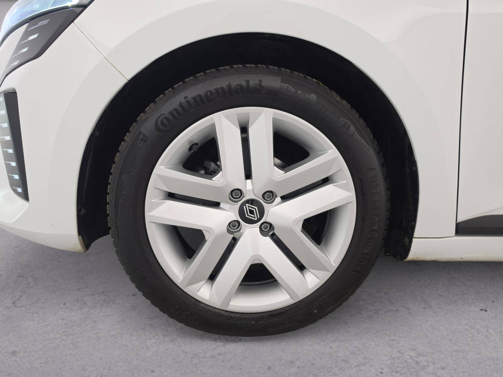 Vente en ligne Renault Clio 5 Clio Eco-G 100 ch GSR2 au prix de 14 991 €