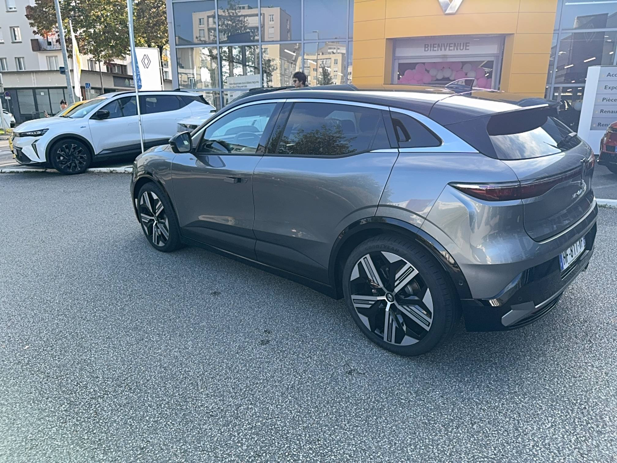 Vente en ligne Renault Megane E-Tech  220 ch autonomie confort GSR2 au prix de 43 490 €