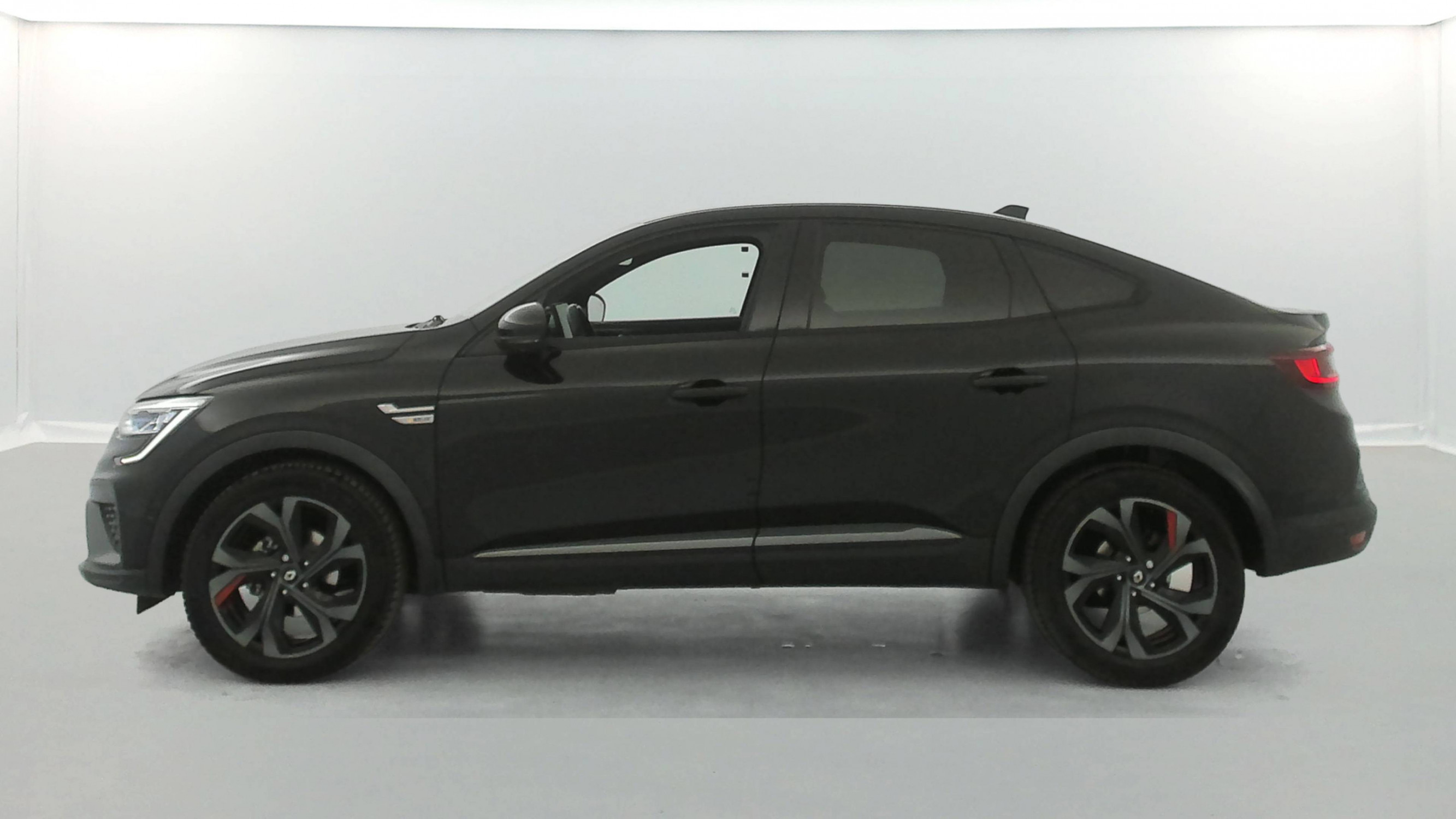 Vente en ligne Renault Arkana  E-Tech 145 - 21B au prix de 20 790 €
