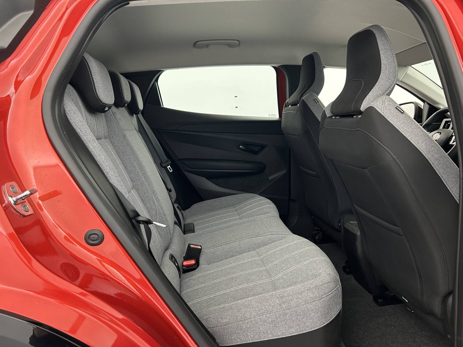 Vente en ligne Renault Megane E-Tech  EV40 130ch standard charge au prix de 18 990 €