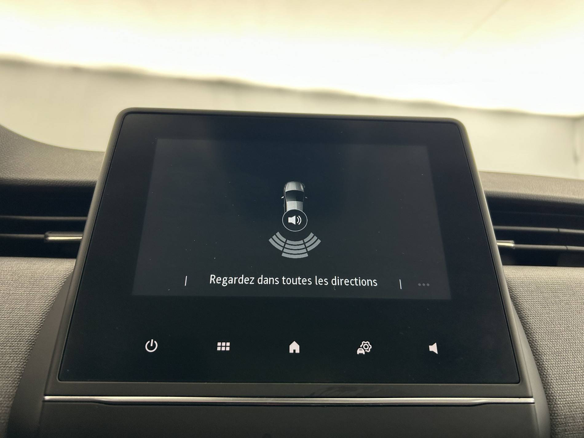 Vente en ligne Renault Clio 5 Clio E-Tech full hybrid 145 ch GSR2 au prix de 19 790 €