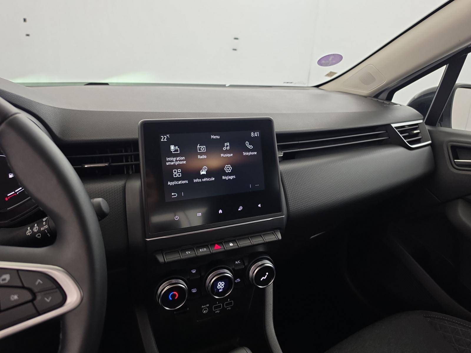 Vente en ligne Renault Clio 5 Clio E-Tech full hybrid 145 au prix de 17 350 €