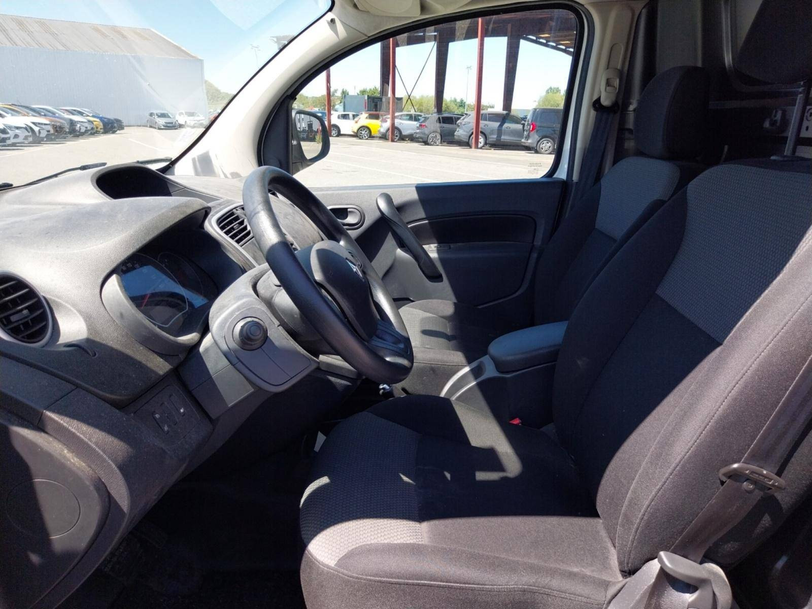 Vente en ligne Renault Kangoo Express  TCE 115 E6 EDC au prix de 12 990 €