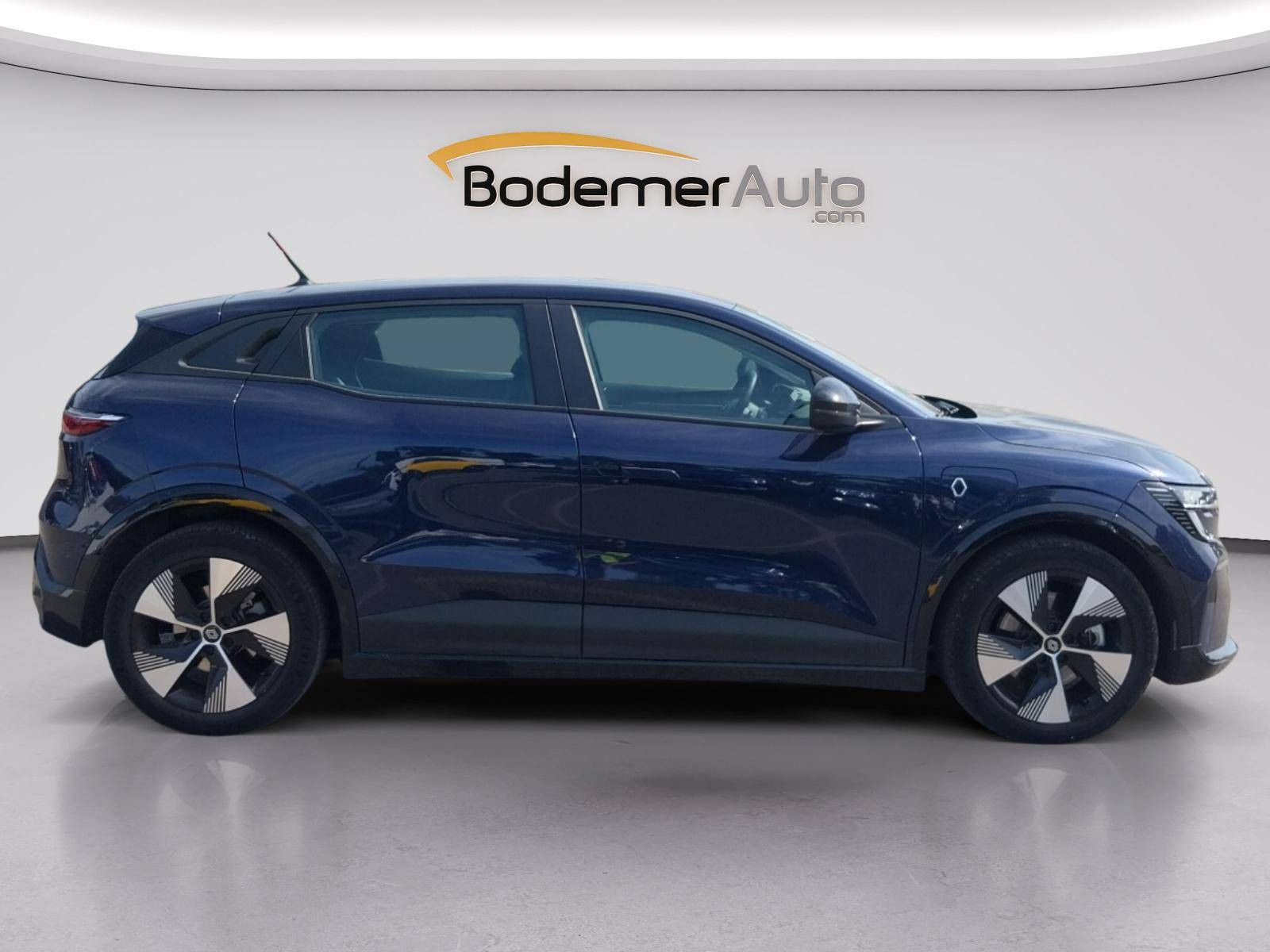 Vente en ligne Renault Megane E-Tech  EV60 220 ch super charge au prix de 24 990 €