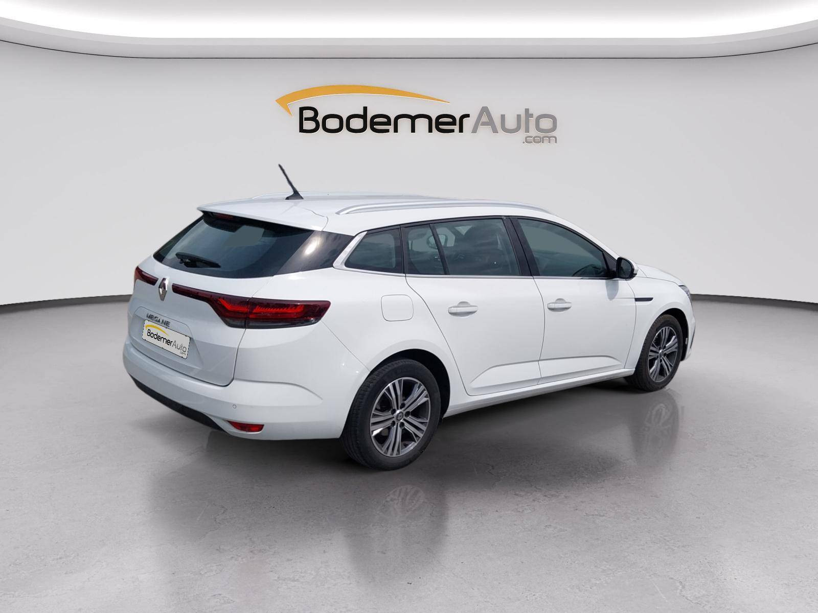 Vente en ligne Renault Megane 4 Estate  Blue dCi 115 au prix de 13 990 €