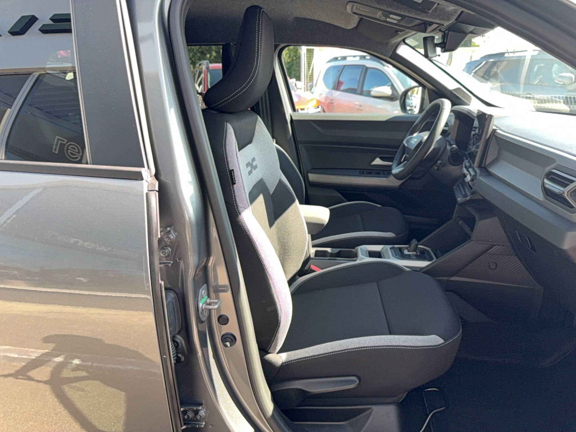 Vente en ligne Dacia Duster  Hybrid 155 au prix de 29 890 €