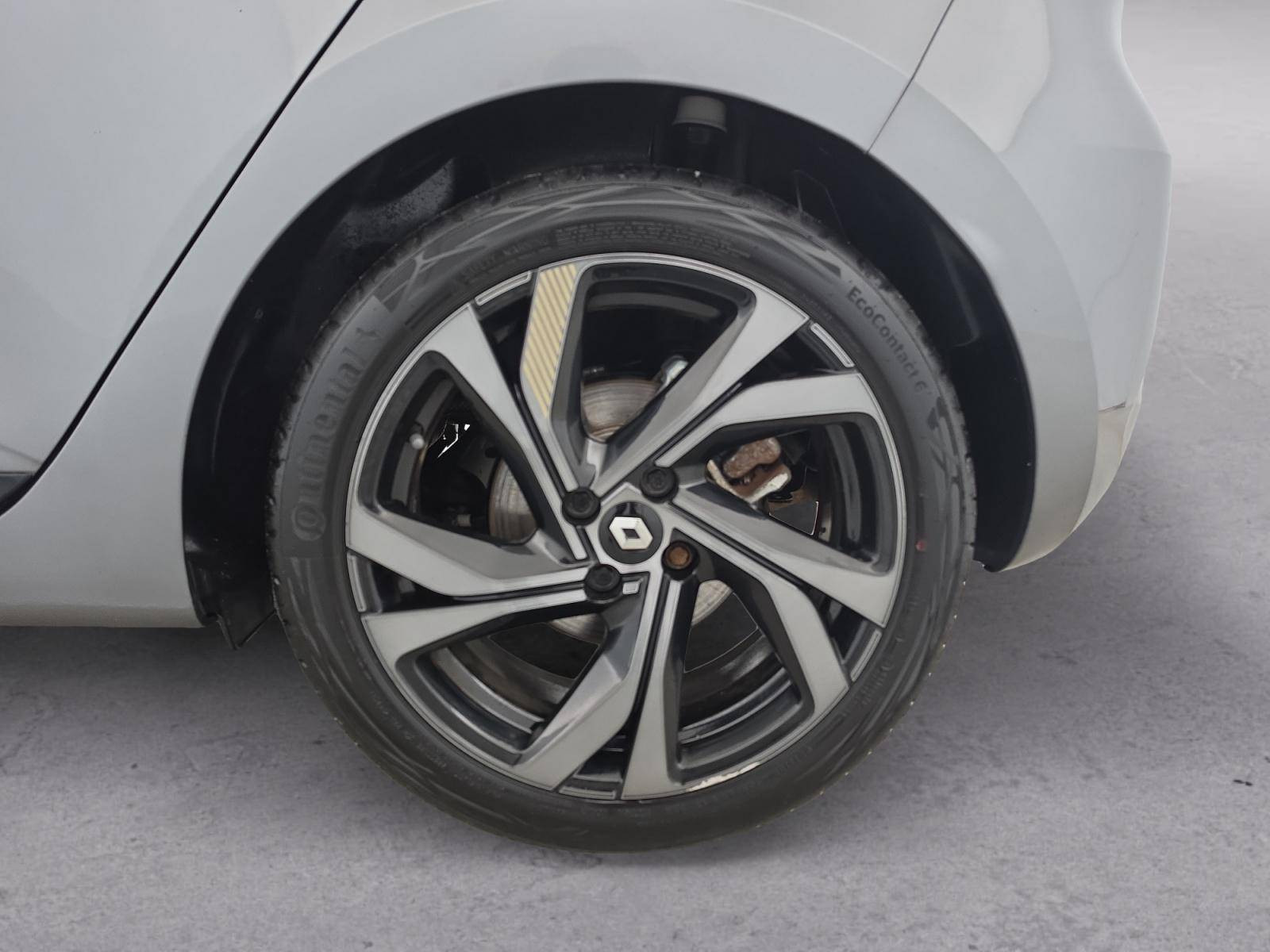 Vente en ligne Renault Clio 5 Clio E-Tech full hybrid 145 au prix de 18 890 €
