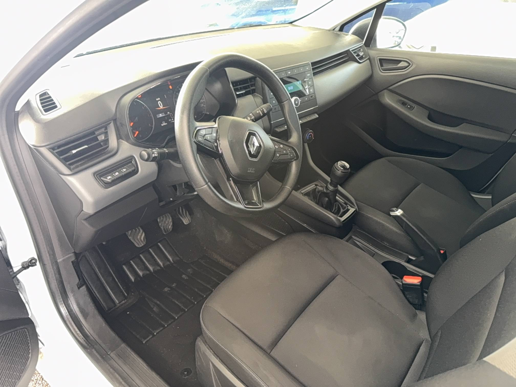 Vente en ligne Renault Clio 5 Clio SCe 65 au prix de 11 490 €