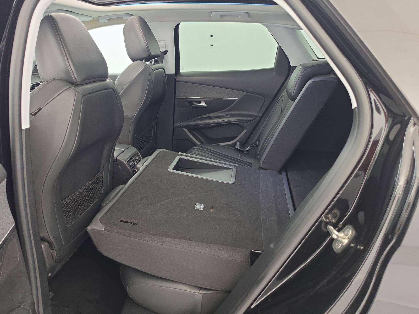 Vente en ligne Peugeot 3008  BlueHDi 130ch S&S EAT8 au prix de 17 990 €