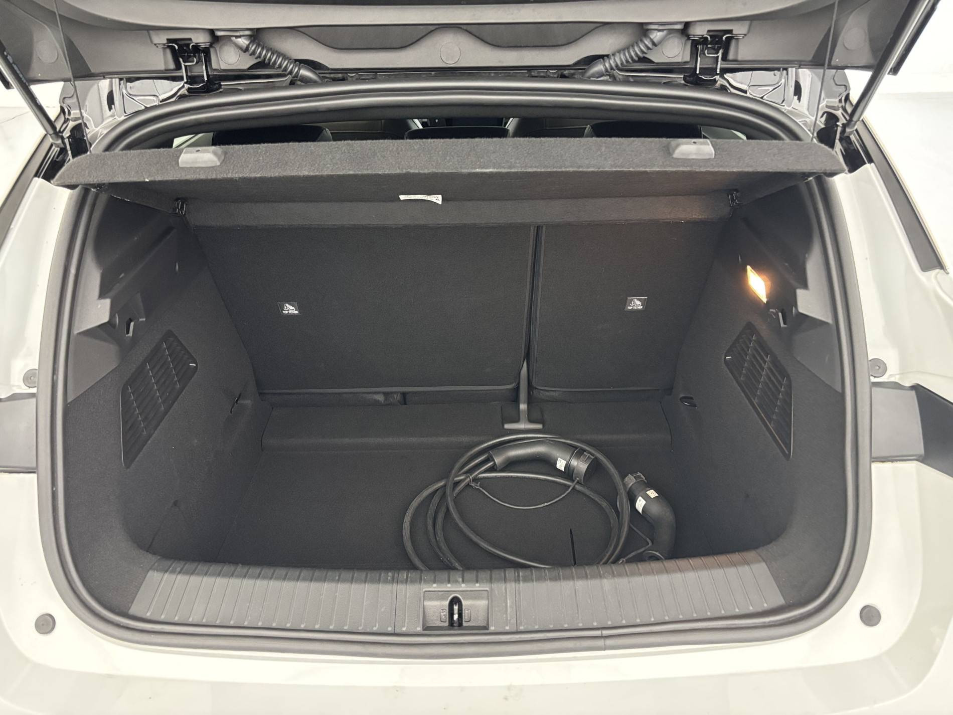 Vente en ligne Renault Megane E-Tech  EV60 220 ch super charge au prix de 26 990 €