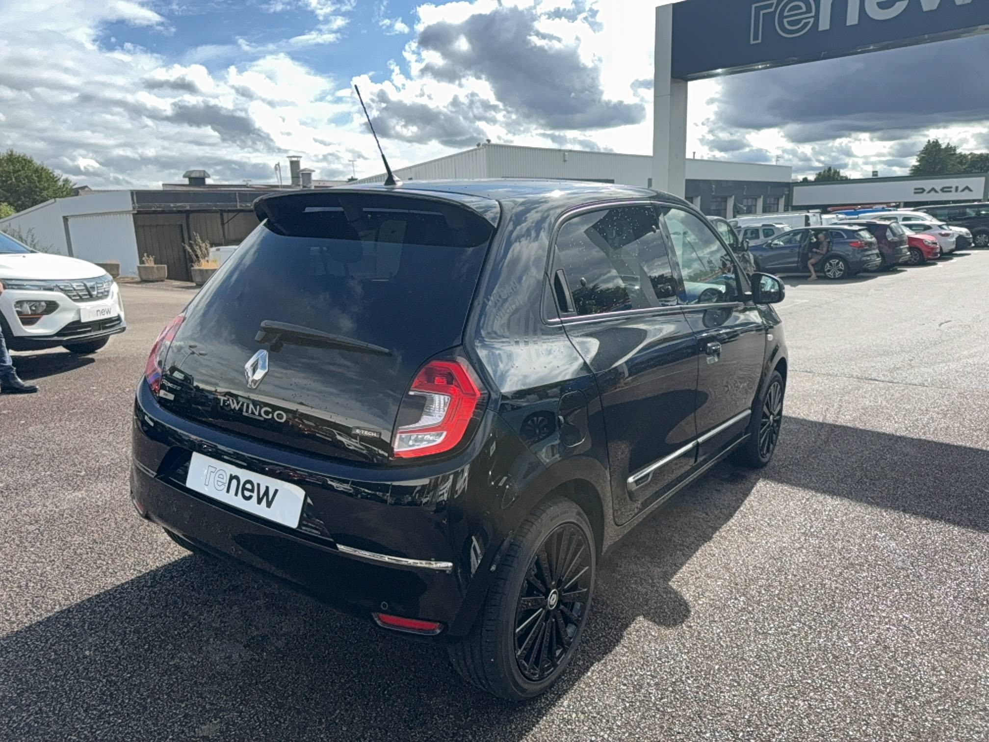 Vente en ligne Renault Twingo Electrique Twingo III E-Tech au prix de 11 590 €