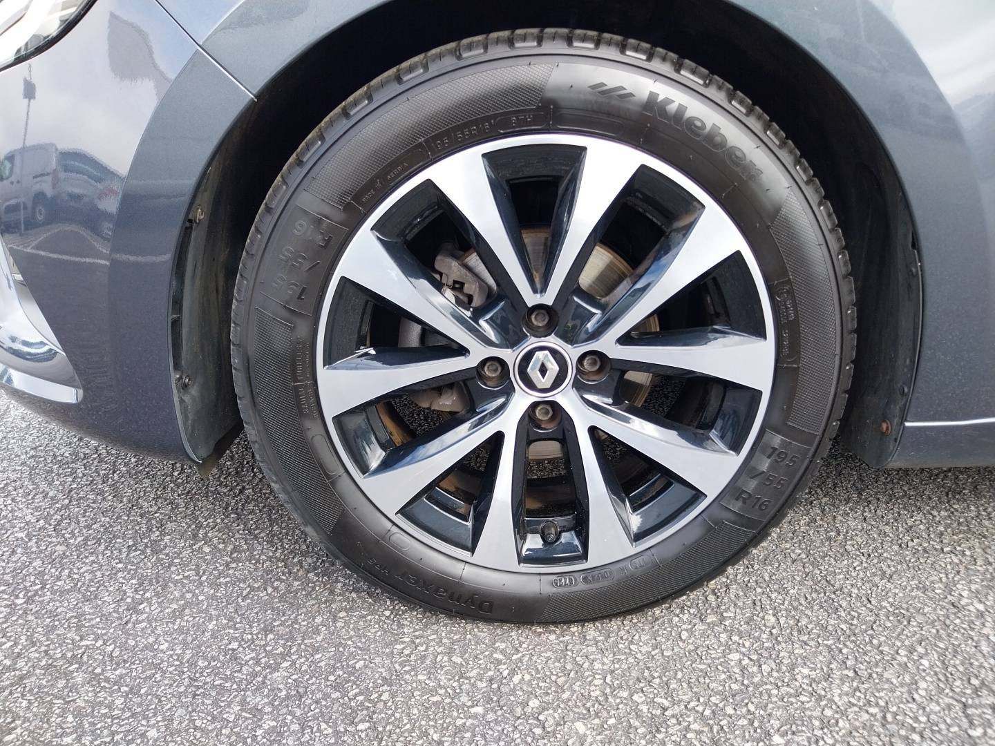 Vente en ligne Renault Clio 5 Clio TCe 100 GPL - 21N au prix de 14 490 €