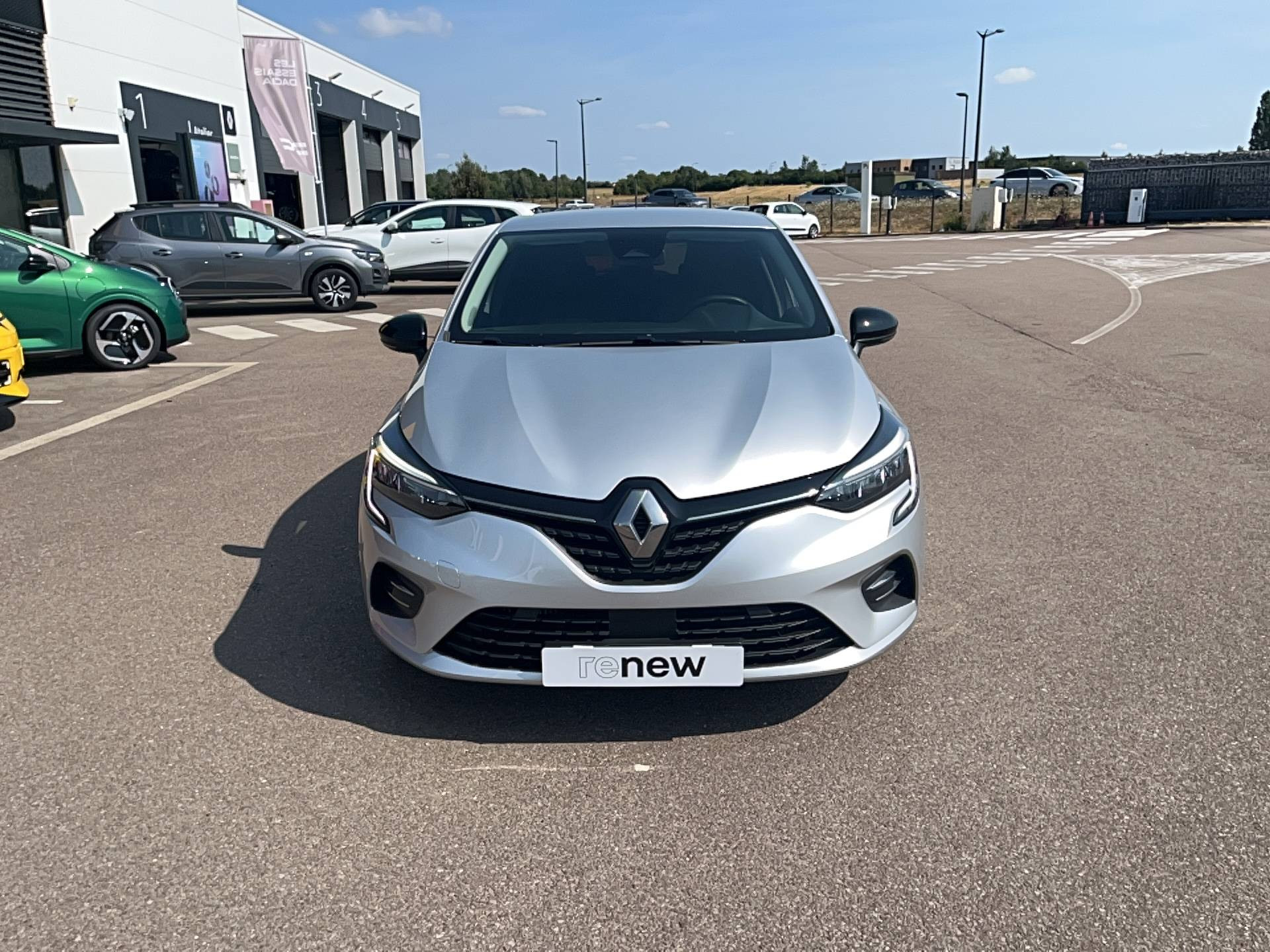 Vente en ligne Renault Clio 5 Clio TCe 100 GPL au prix de 14 491 €