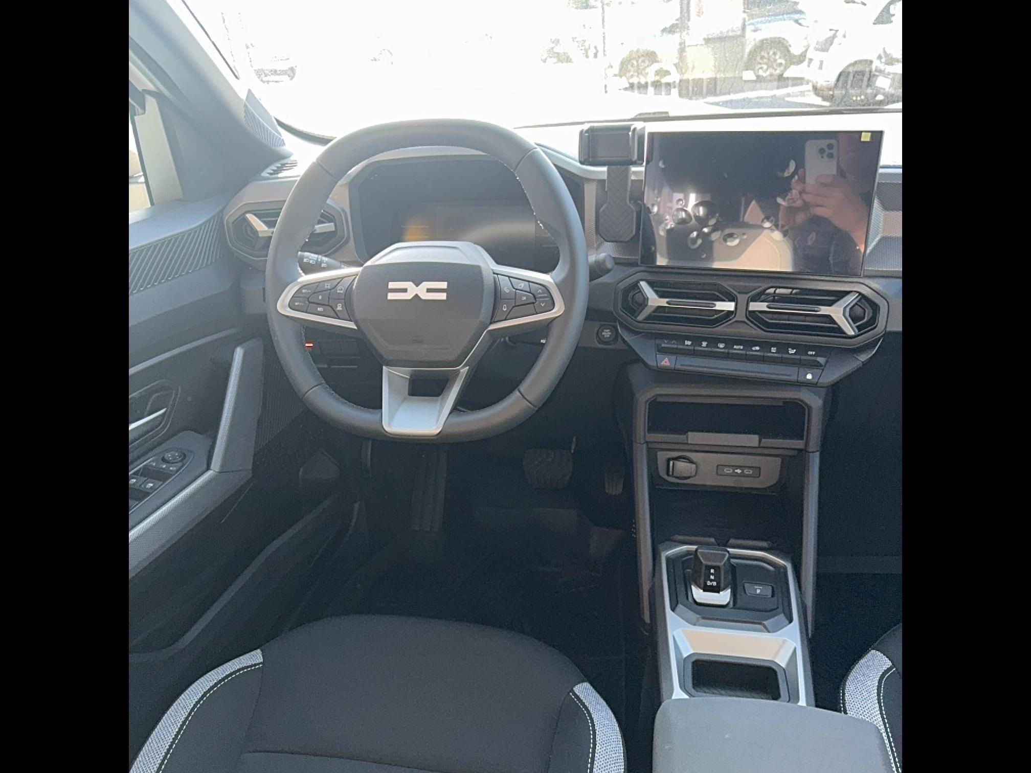 Vente en ligne Dacia Duster  Hybrid 155 au prix de 28 200 €