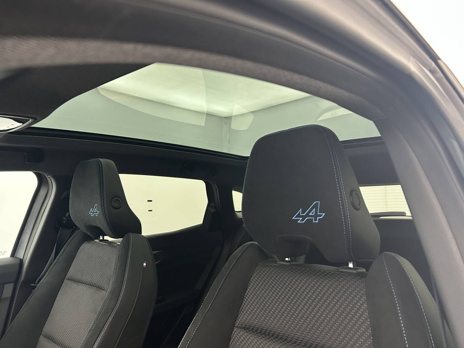 Vente en ligne Renault Austral  E-Tech full hybrid 200 GSR2 au prix de 35 590 €