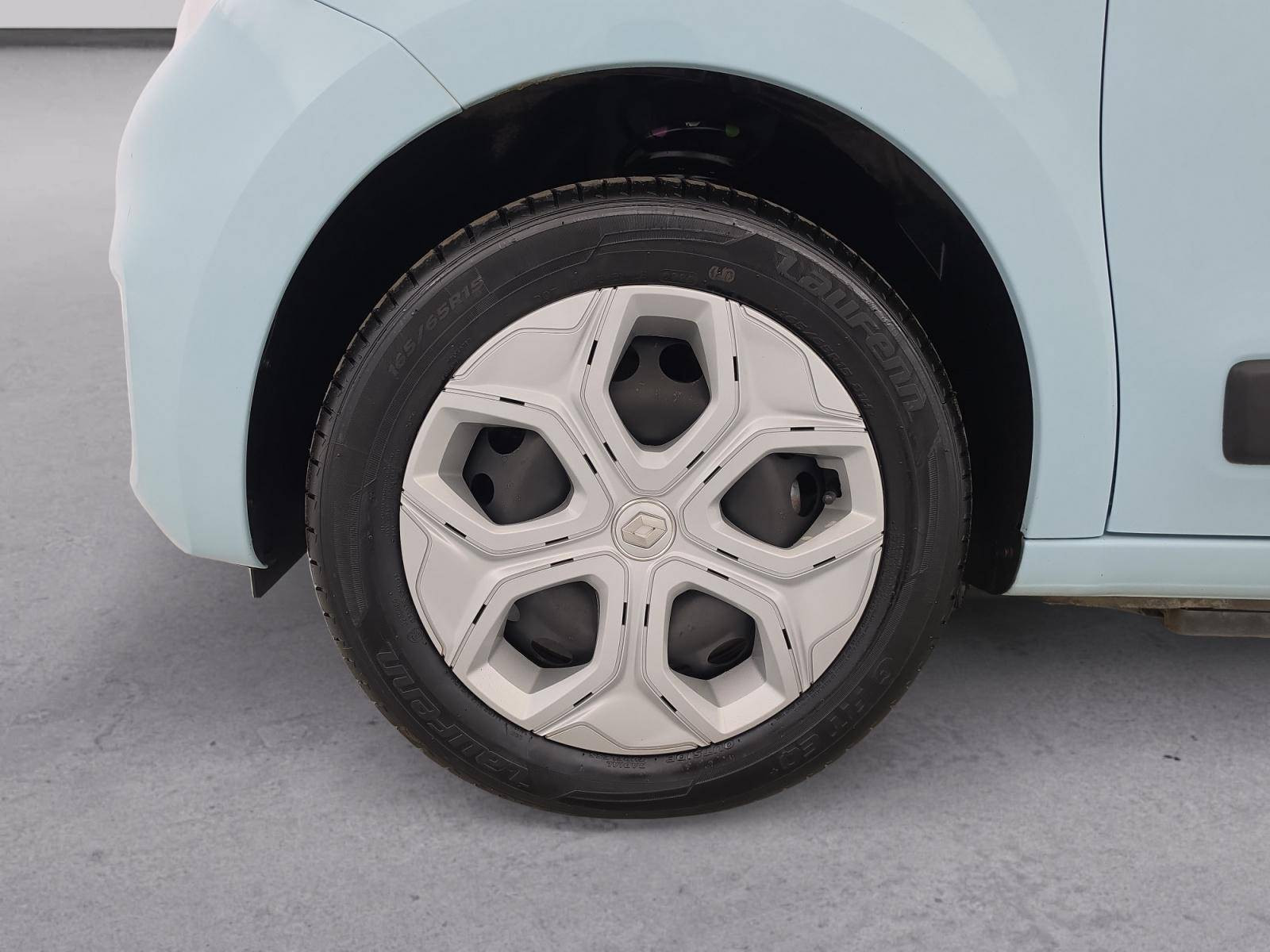 Vente en ligne Renault Twingo Electrique Twingo III E-Tech au prix de 11 900 €