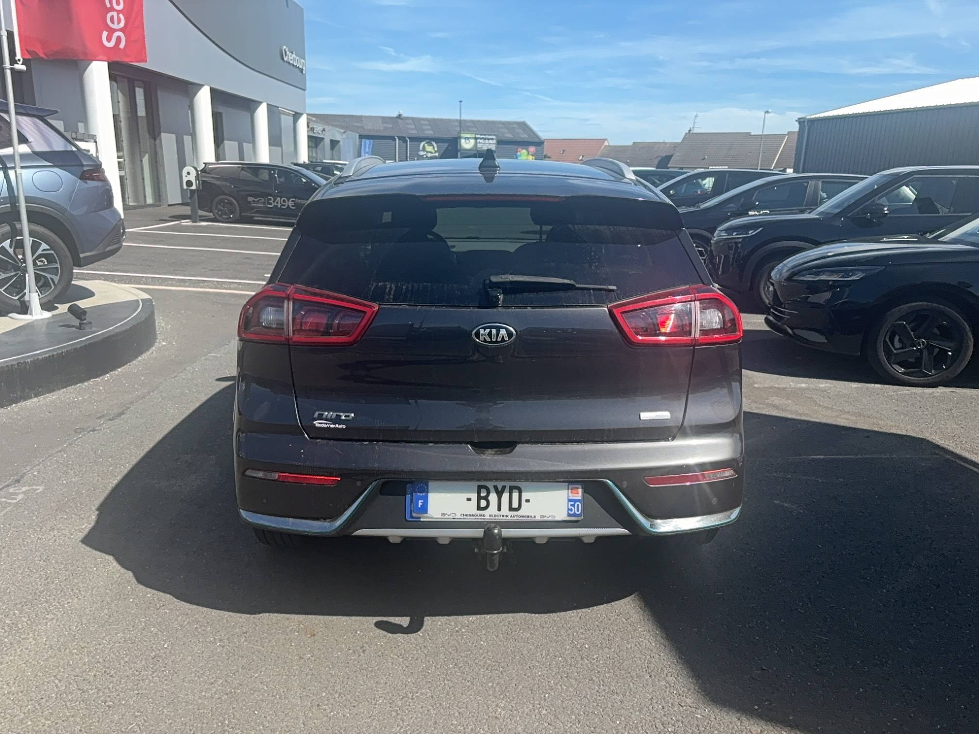 Vente en ligne Kia Niro  1.6 GDi Hybride Rechargeable 141 ch DCT6 au prix de 13 990 €