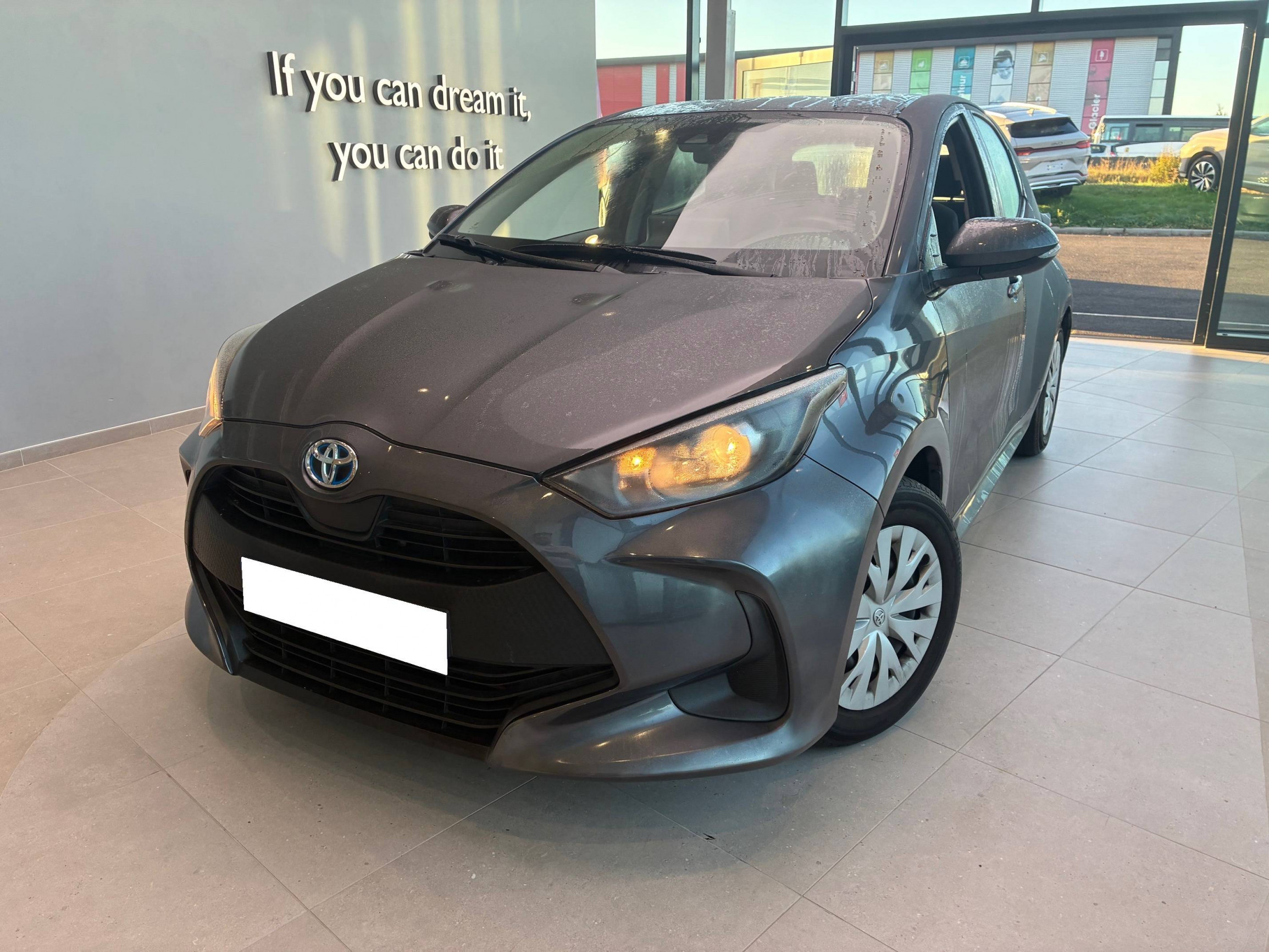 Toyota Yaris  116h occasion de 2023 en vente à Caen