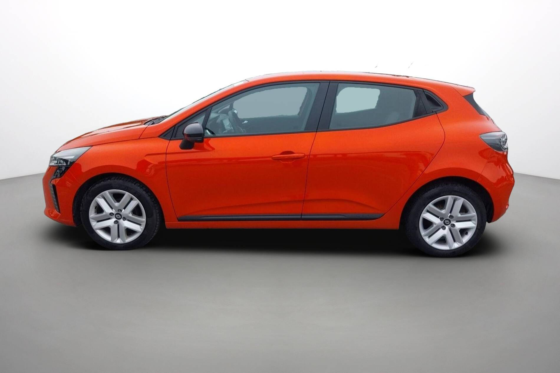 Vente en ligne Renault Clio 5 Clio SCe 65 au prix de 13 990 €