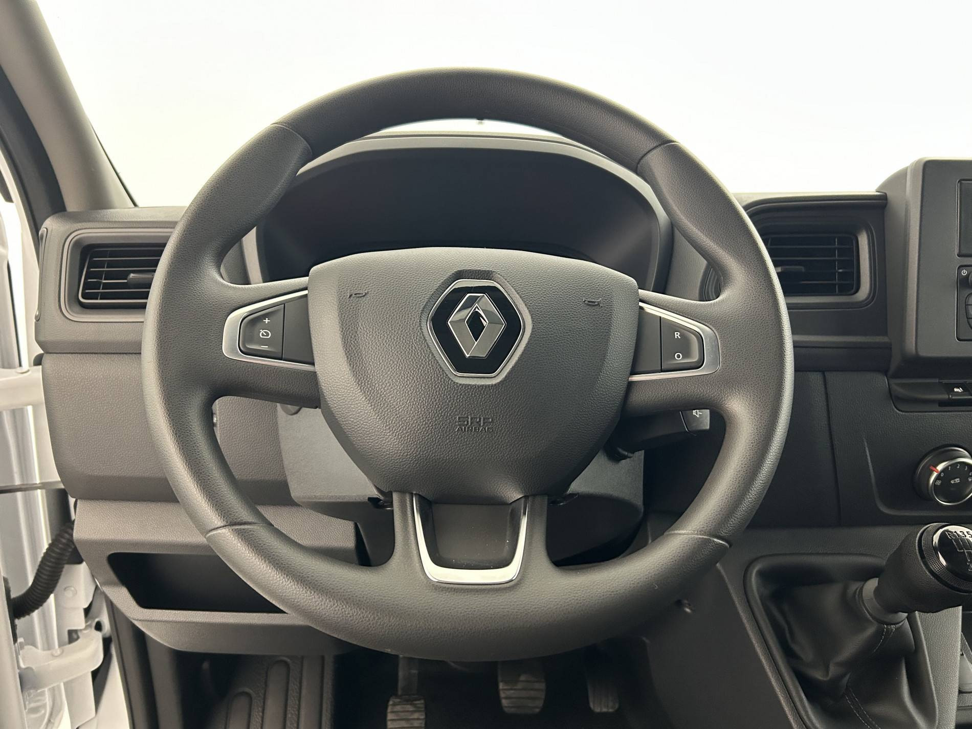 Vente en ligne Renault Master Fourgon MASTER FGN TRAC F3500 L2H2 BLUE DCI 135 au prix de 27 990 €