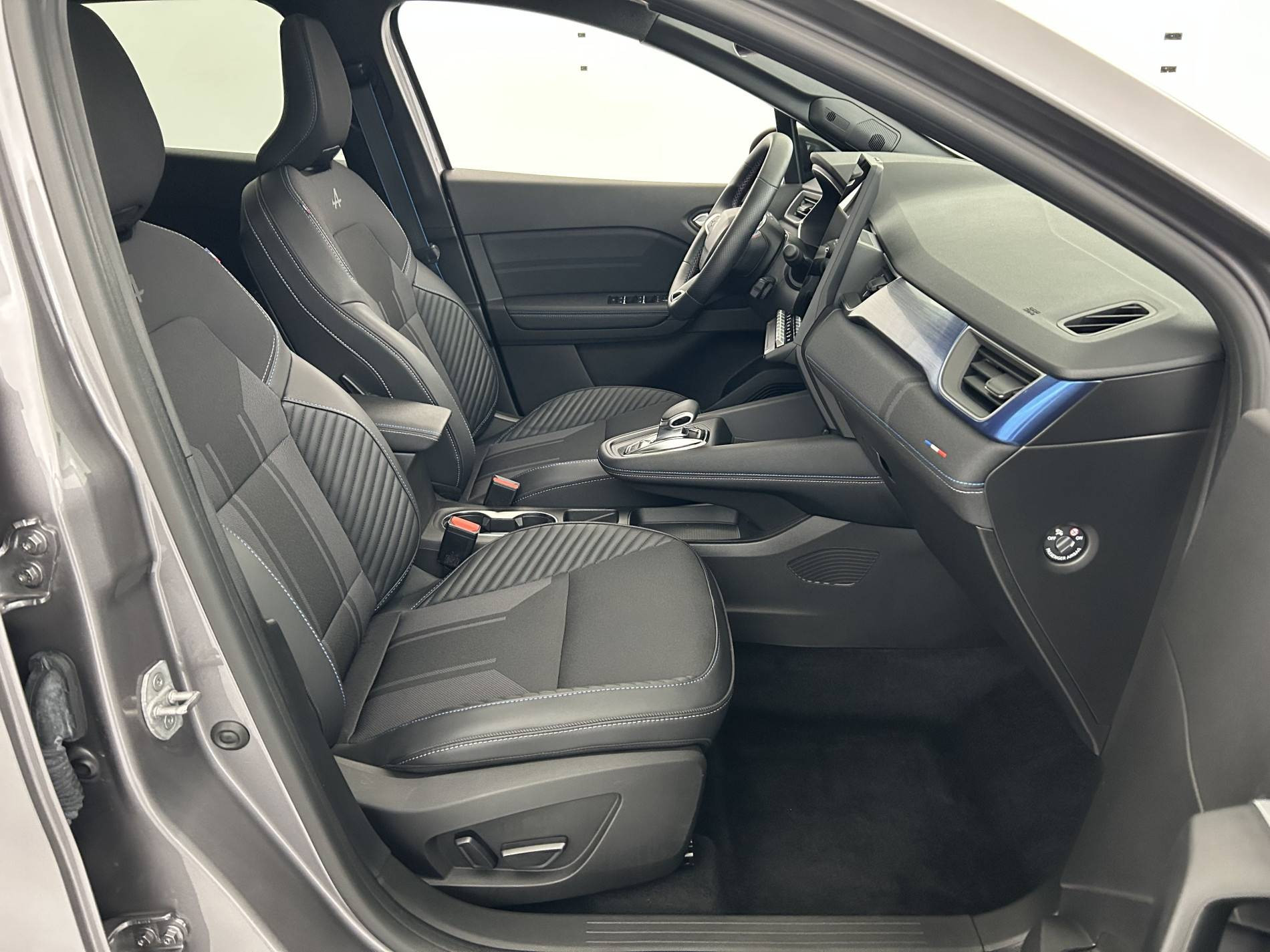 Vente en ligne Renault Symbioz  E-Tech full hybrid 145 au prix de 28 790 €
