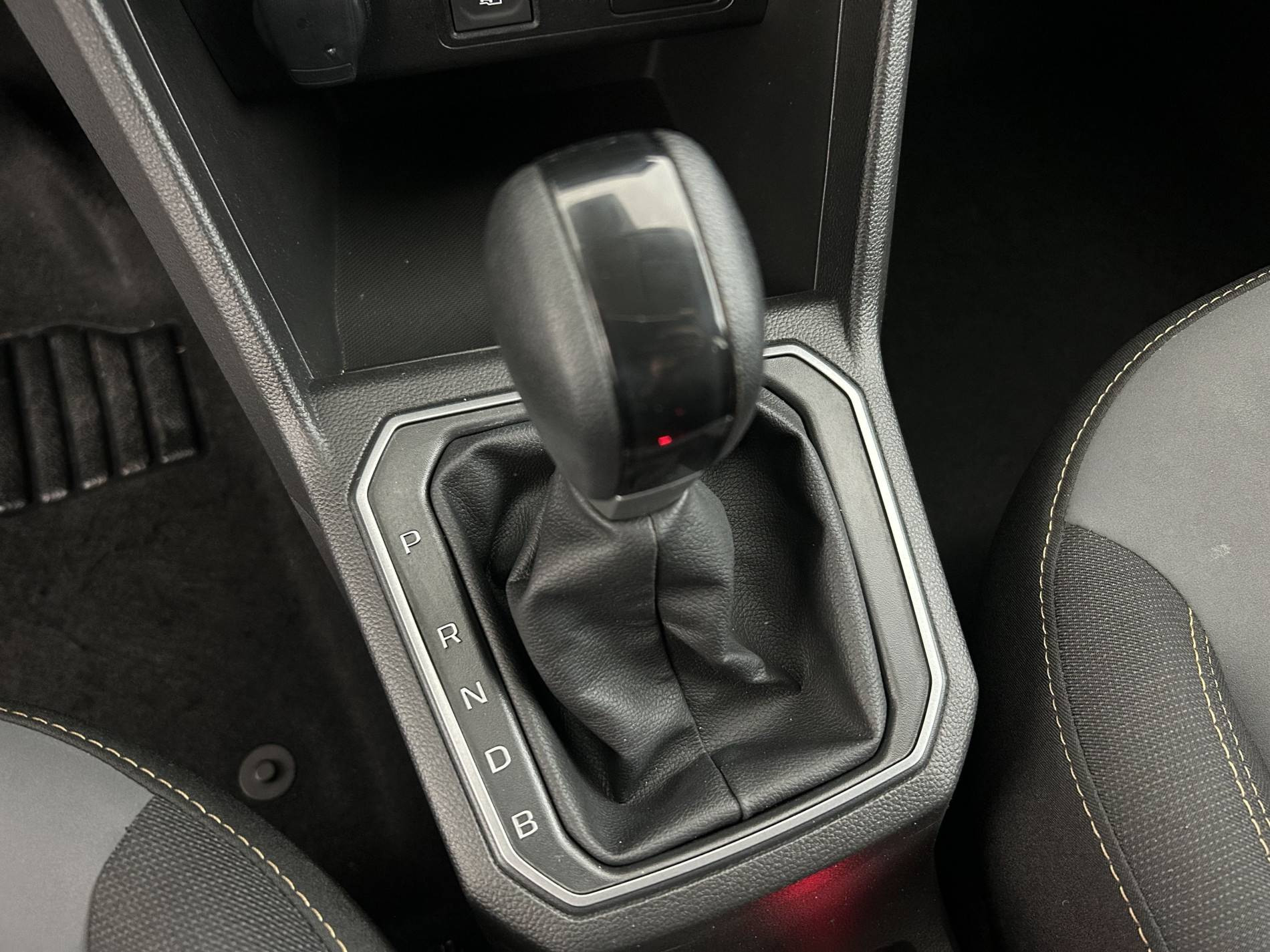 Vente en ligne Dacia Jogger  Hybrid 140 7 places GSR2 au prix de 23 490 €