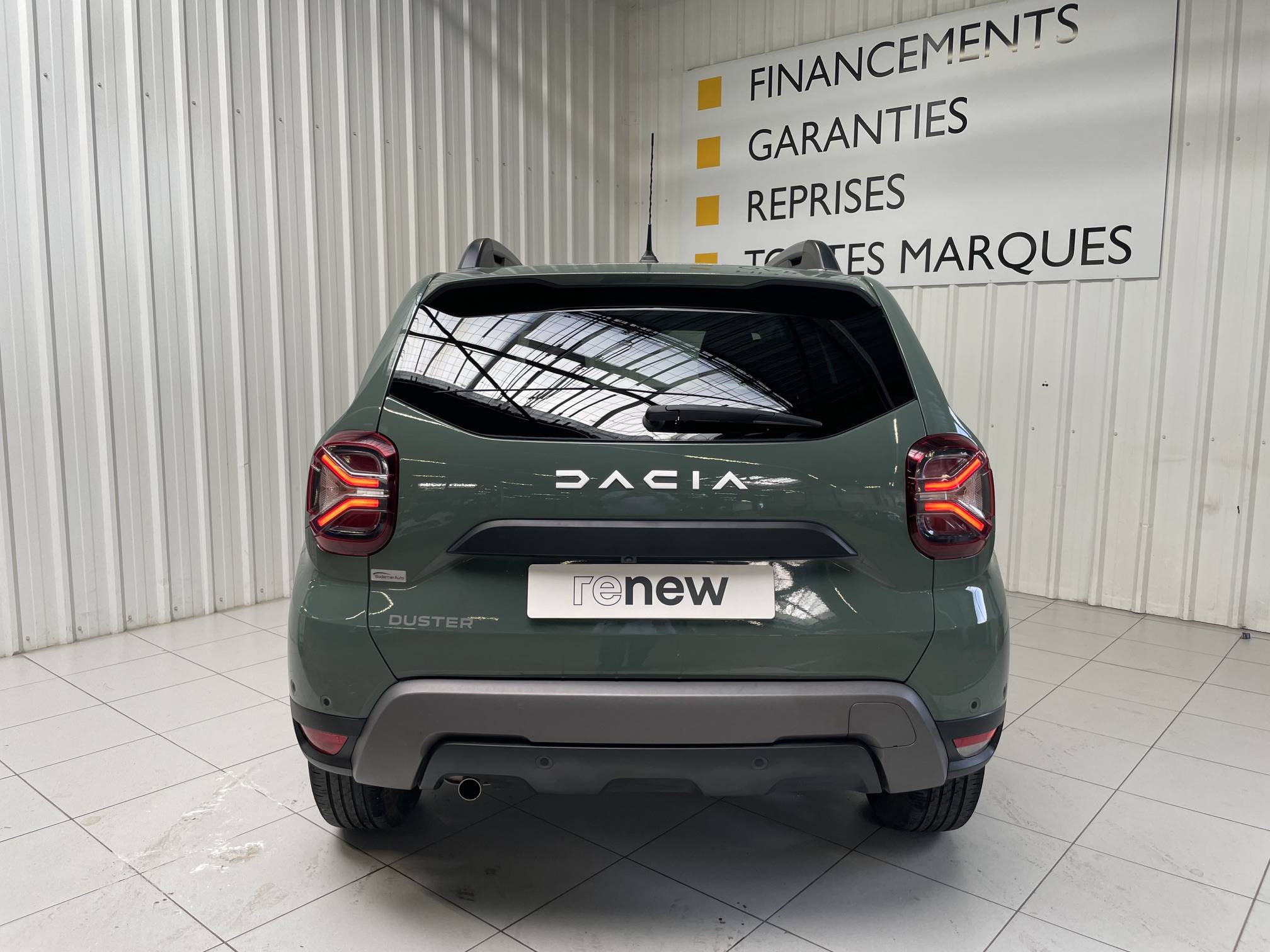 Vente en ligne Dacia Duster  ECO-G 100 4x2 au prix de 17 499 €