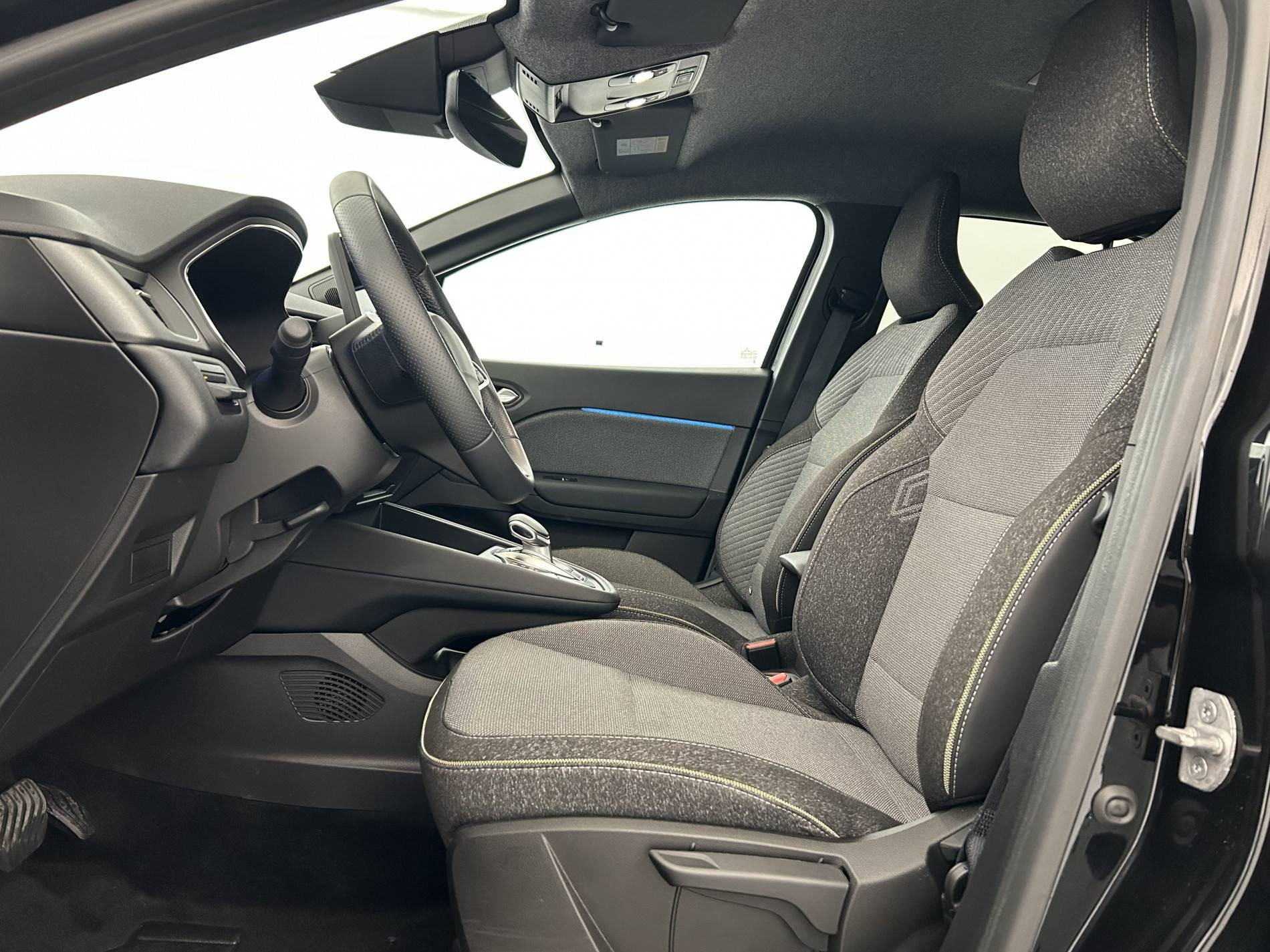 Vente en ligne Renault Symbioz  E-Tech full hybrid 145 au prix de 28 990 €