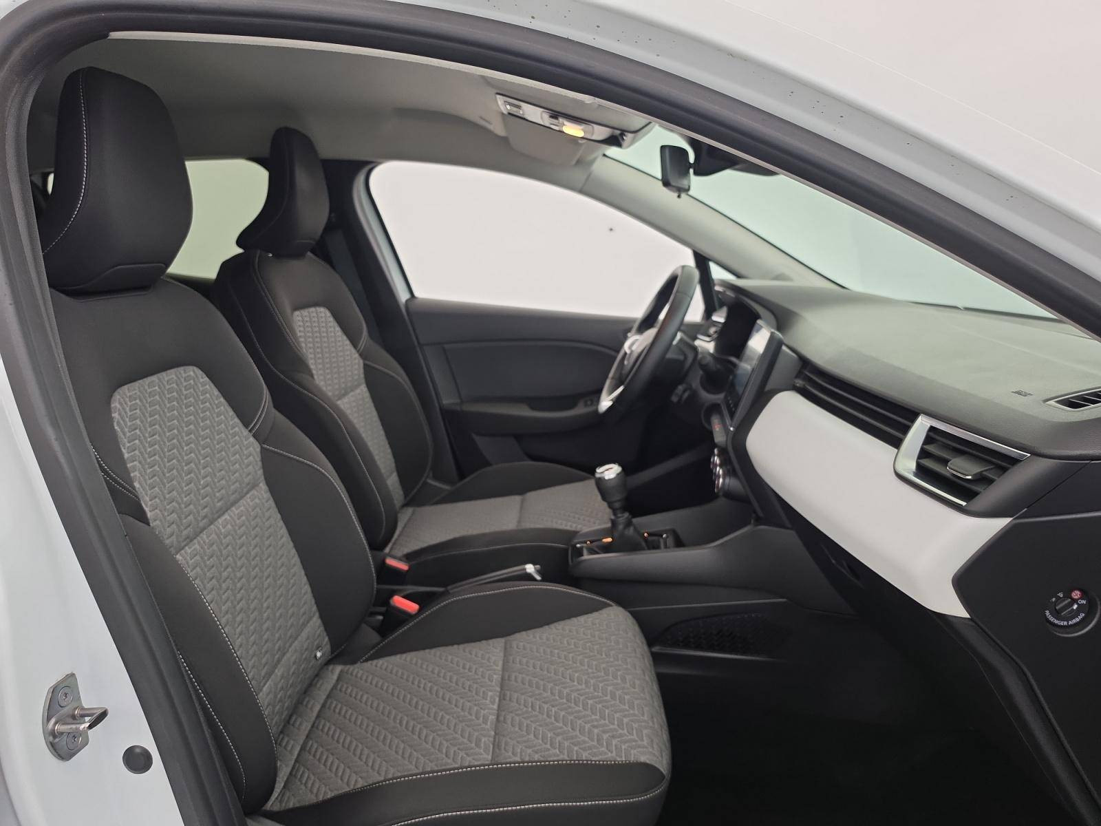 Vente en ligne Renault Clio 5 CLIO SOCIETE BLUE DCI 100 au prix de 13 990 €