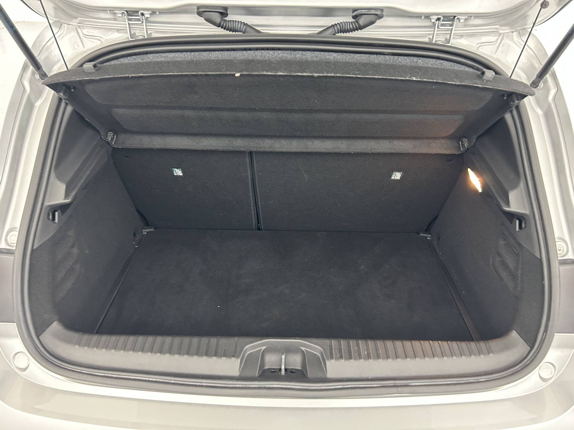 Vente en ligne Renault Clio 5 Clio TCe 90 au prix de 15 690 €