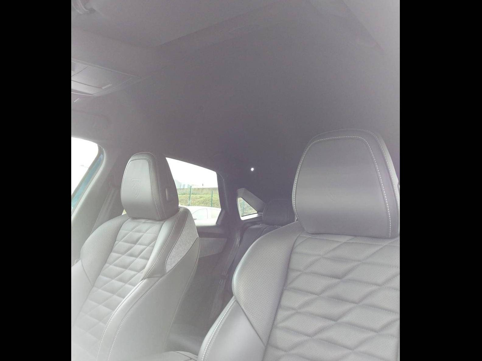 Vente en ligne Peugeot 3008  Hybrid 136 e-DCS6 au prix de 28 490 €