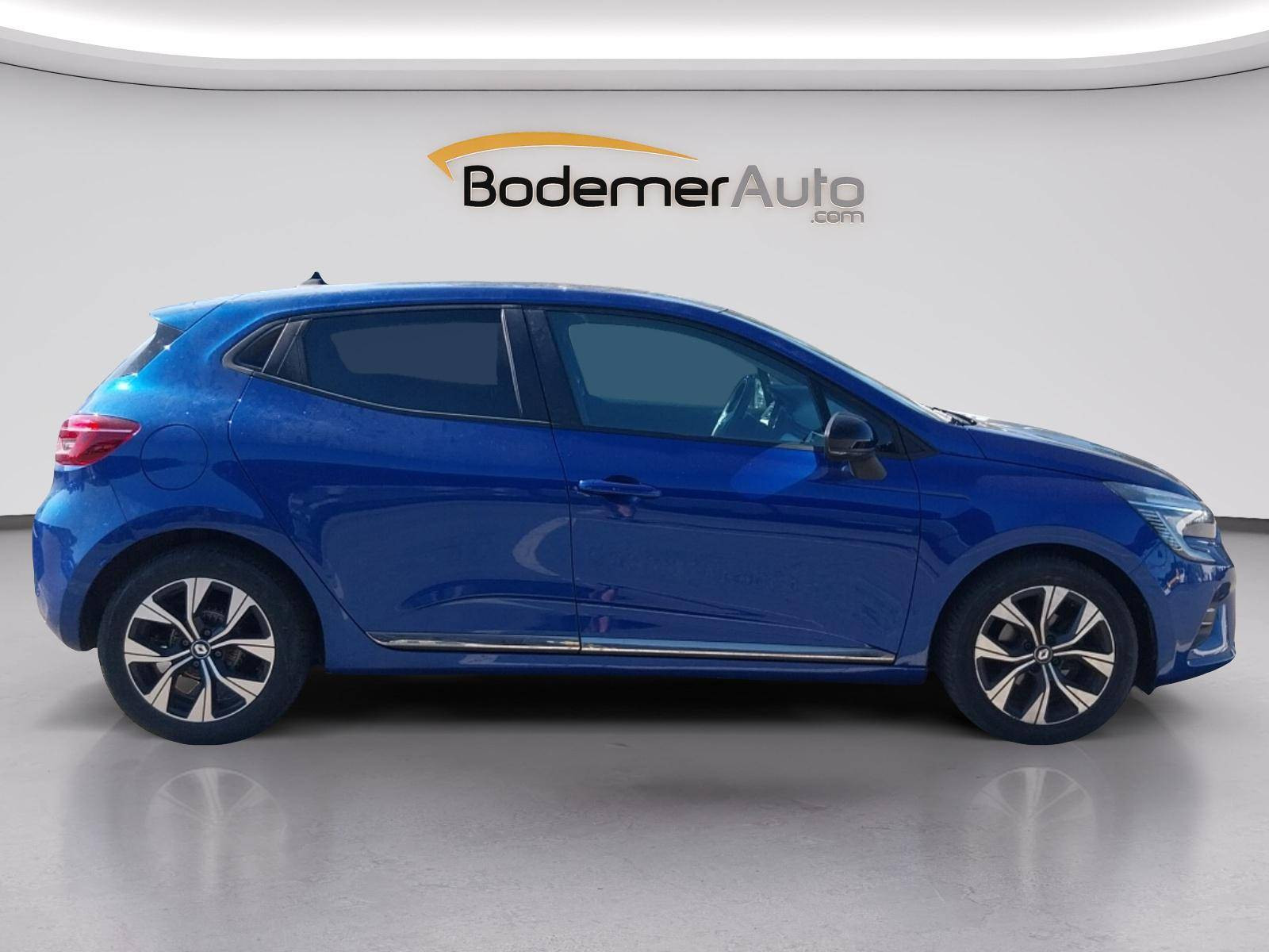 Vente en ligne Renault Clio 5 Clio TCe 90 au prix de 13 890 €