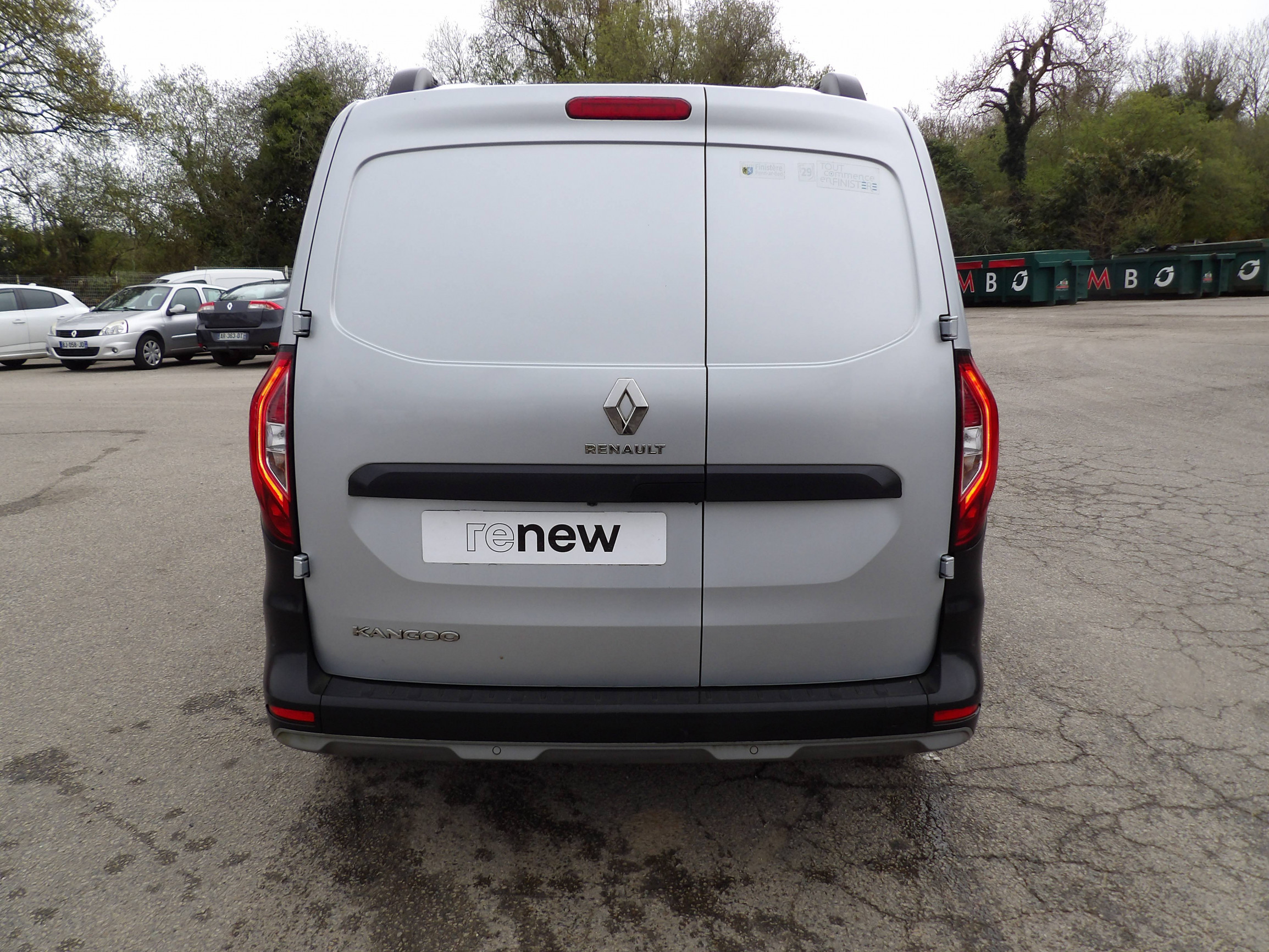 Vente en ligne Renault Kangoo Van  BLUE DCI 95 au prix de 16 499 €