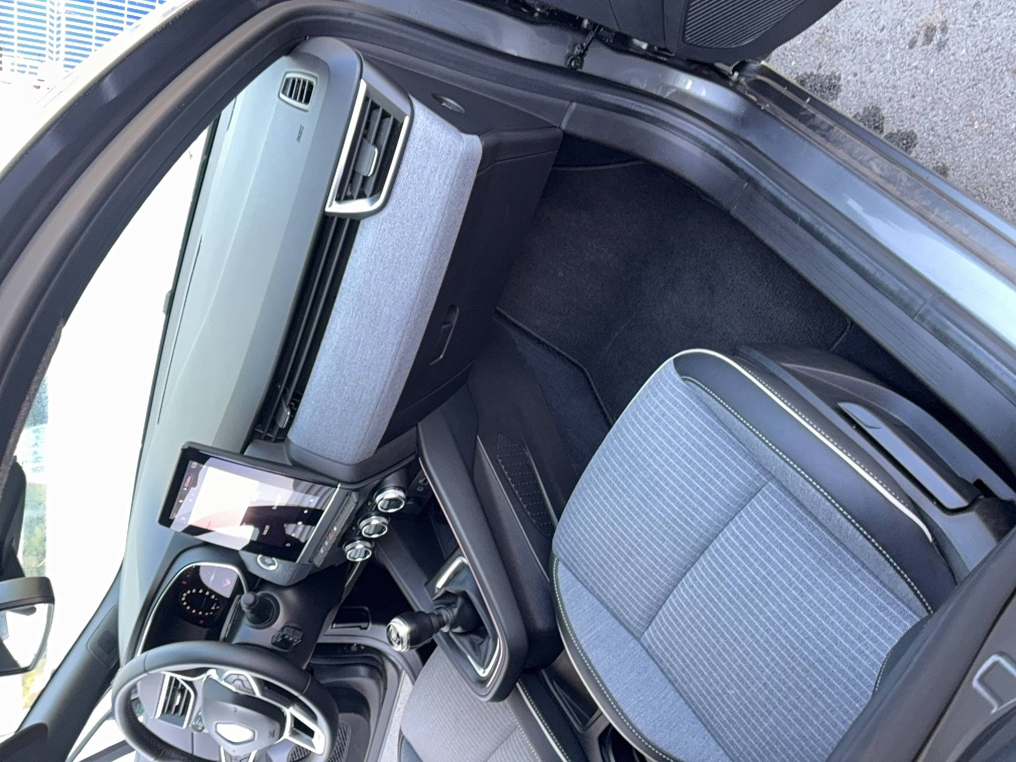 Vente en ligne Renault Clio 5 Clio TCe 90 au prix de 15 990 €
