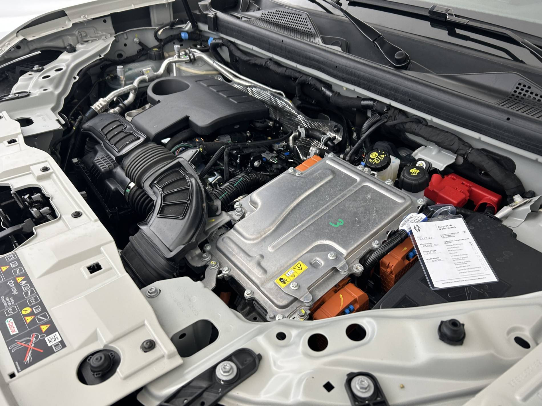 Vente en ligne Dacia Duster  Hybrid 140 au prix de 25 490 €