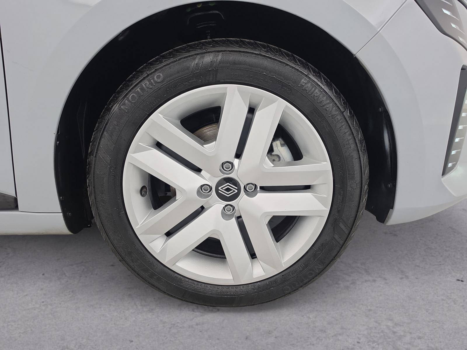 Vente en ligne Renault Clio 5 Clio E-Tech full hybrid 145 ch GSR2 au prix de 19 990 €