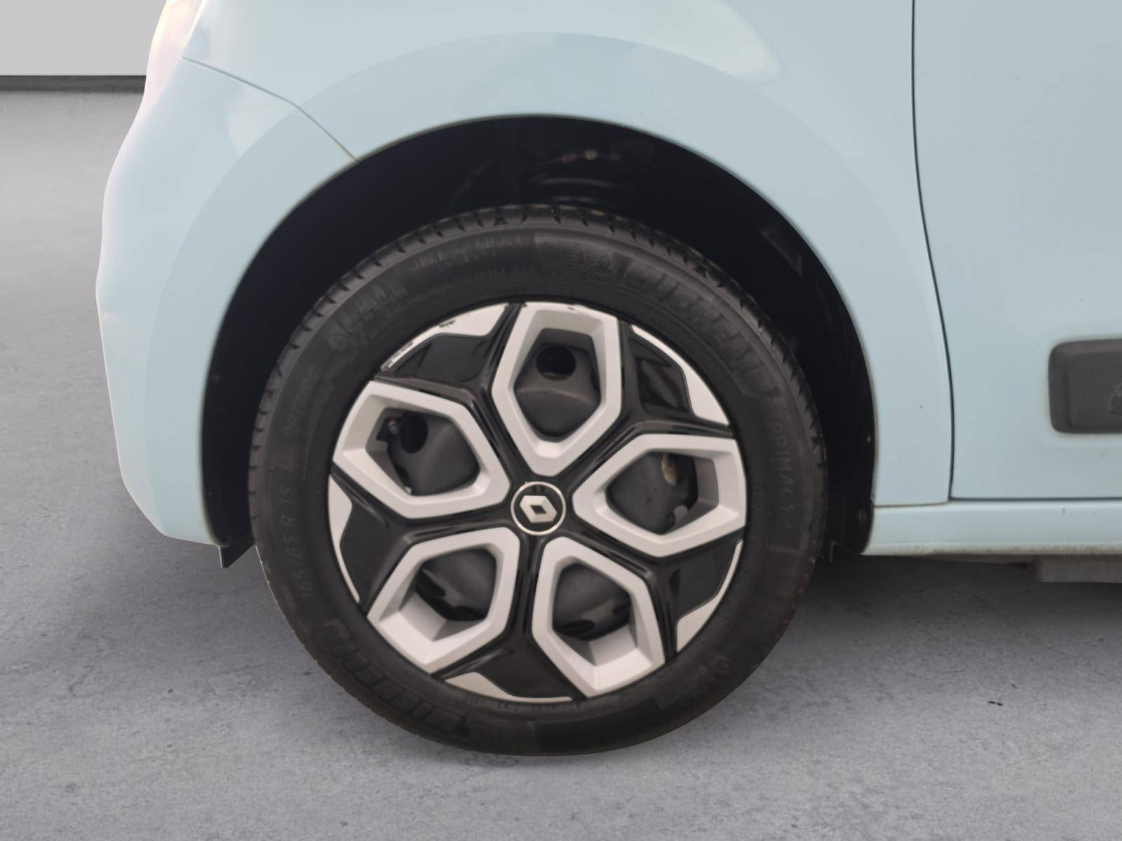 Vente en ligne Renault Twingo Electrique Twingo III E-Tech au prix de 12 990 €