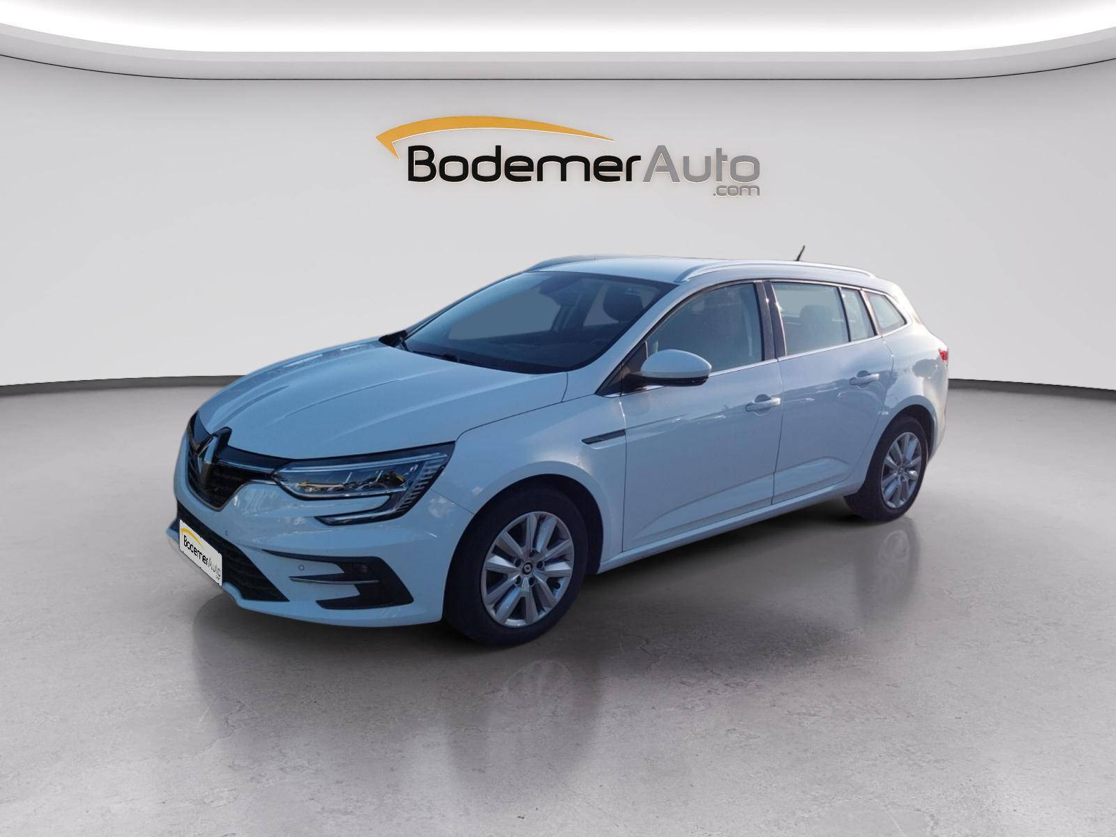 Renault Megane 4 Estate Mégane IV Estate TCe 140 EDC FAP - 21N occasion de 2022 en vente à Châteaulin