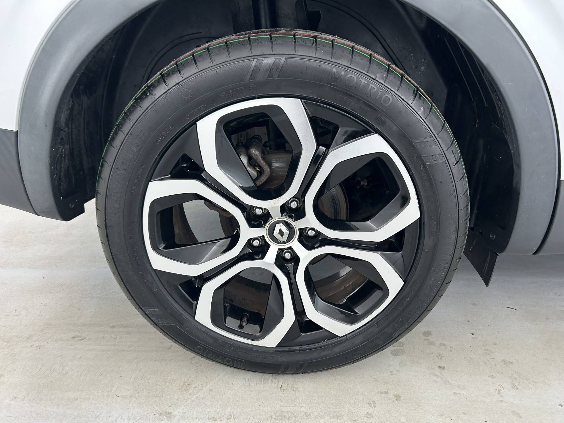 Vente en ligne Renault Arkana  E-Tech 145 - 21B au prix de 20 990 €