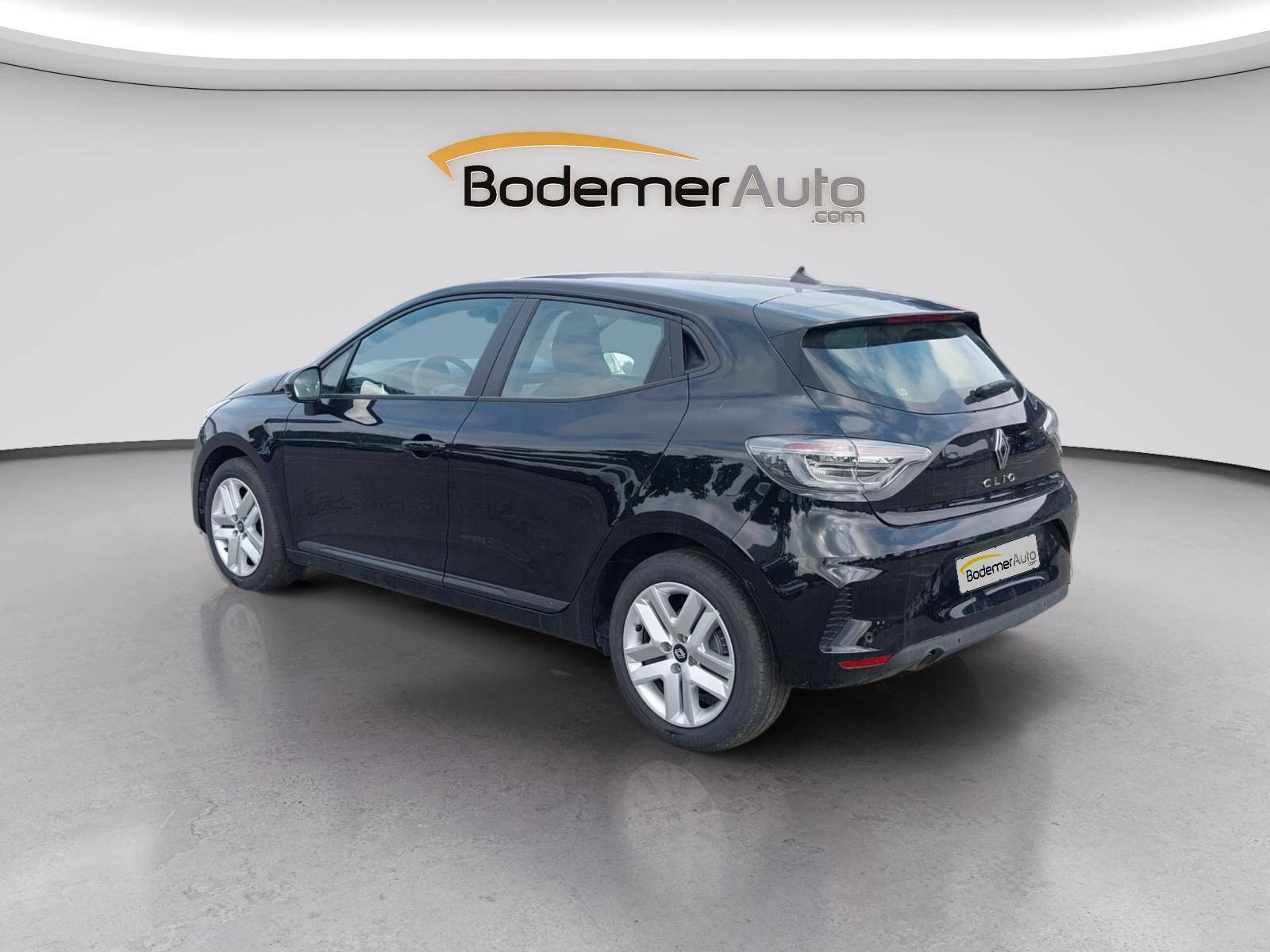 Vente en ligne Renault Clio 5 Clio Blue dCi 100 ch GSR2 au prix de 18 490 €