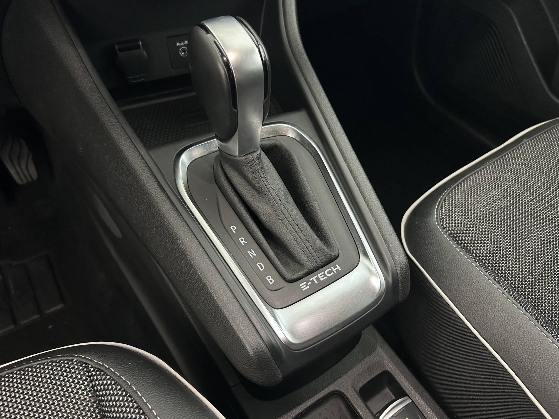 Vente en ligne Renault Captur  E-Tech 145 - 21 au prix de 18 990 €