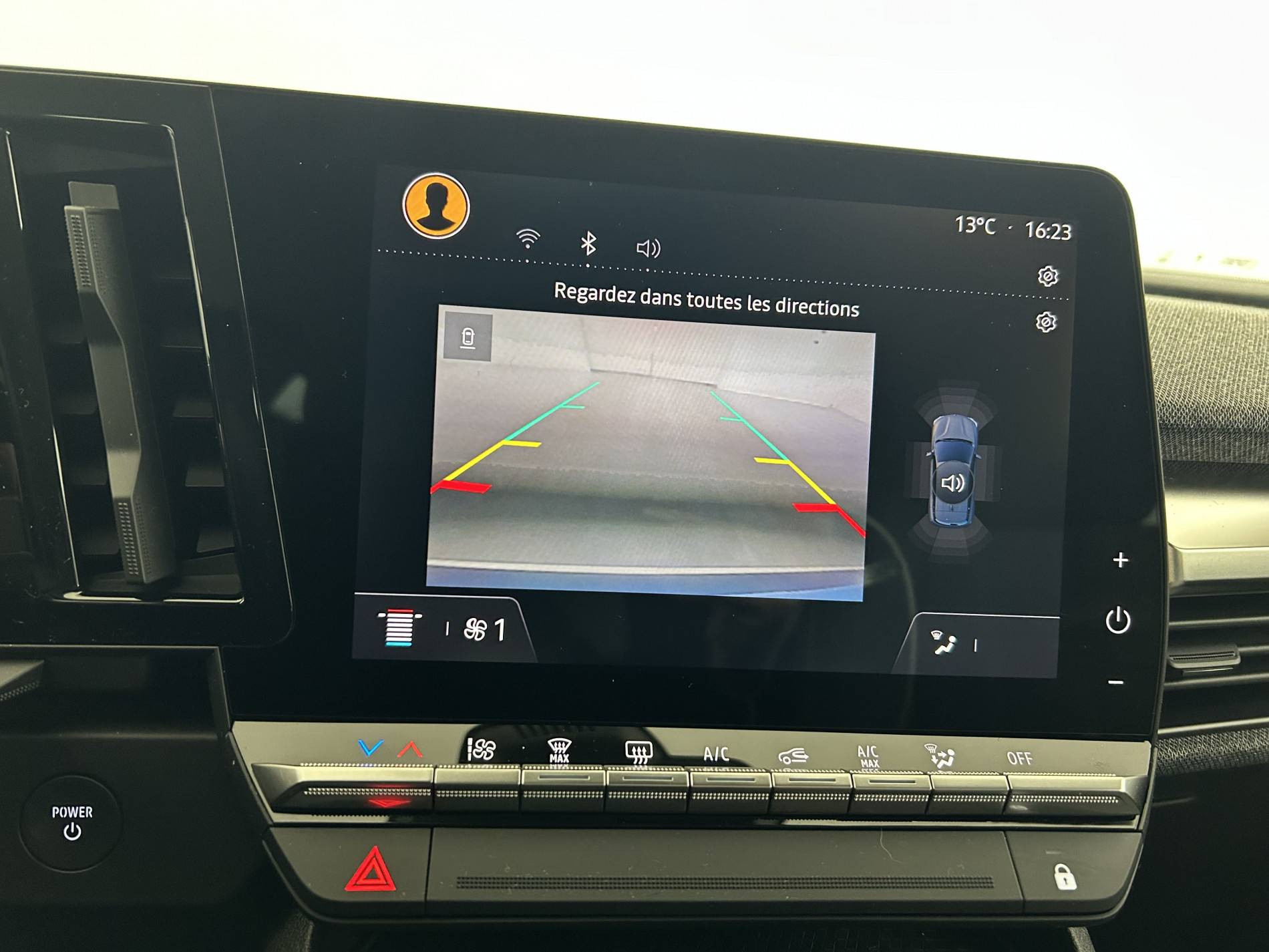 Vente en ligne Renault Megane E-Tech  EV40 130ch standard charge au prix de 16 990 €