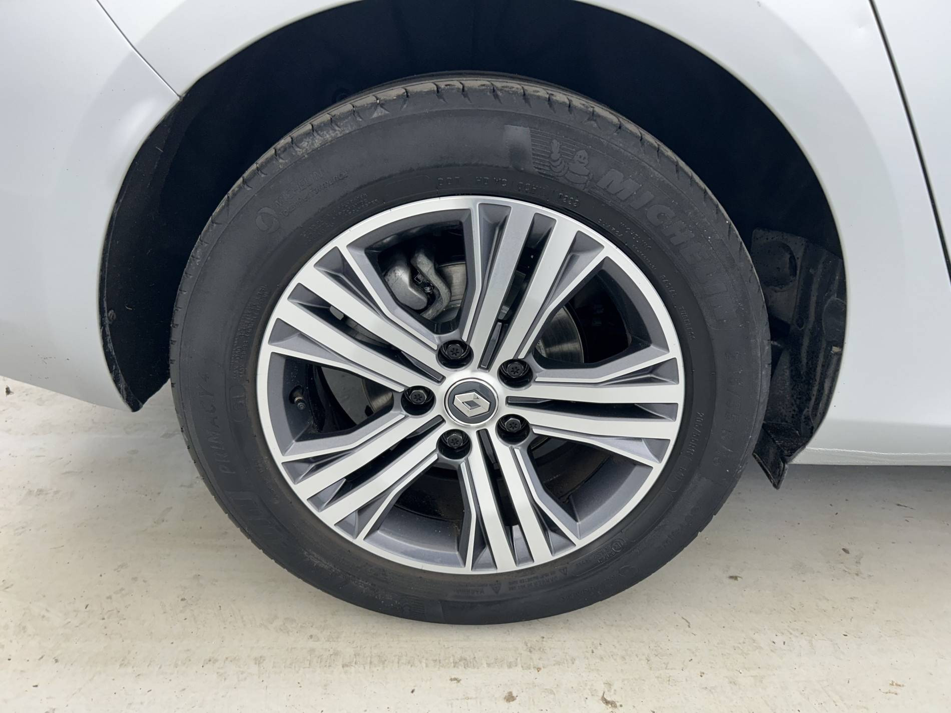 Vente en ligne Renault Megane 4 Estate Mégane IV Estate Blue dCi 115 EDC - 21N au prix de 15 990 €