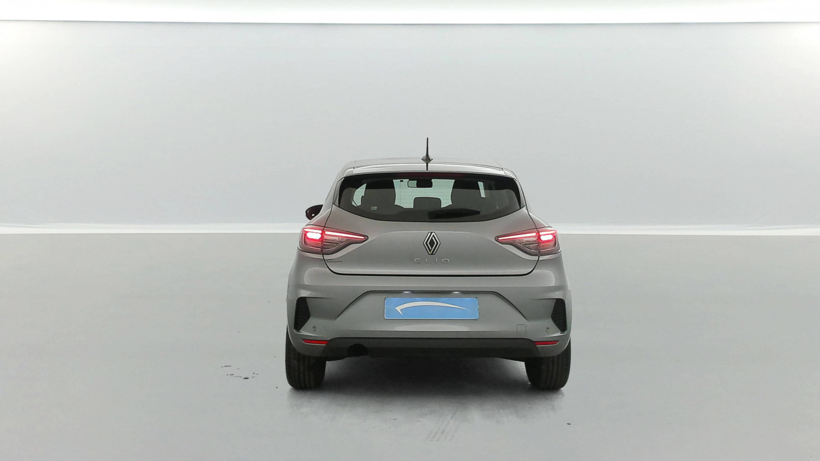 Vente en ligne Renault Clio 5 Clio Blue dCi 100 ch GSR2 au prix de 17 690 €