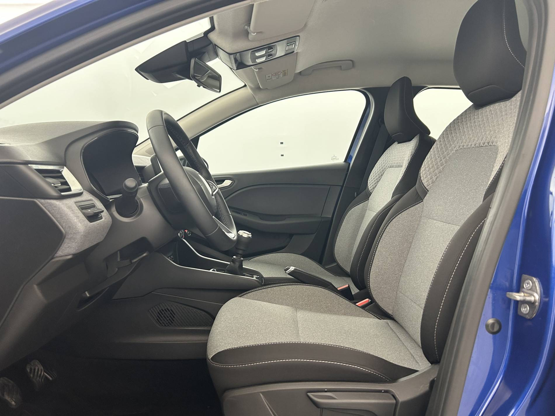 Vente en ligne Renault Clio 5 Clio TCe 90 au prix de 15 290 €