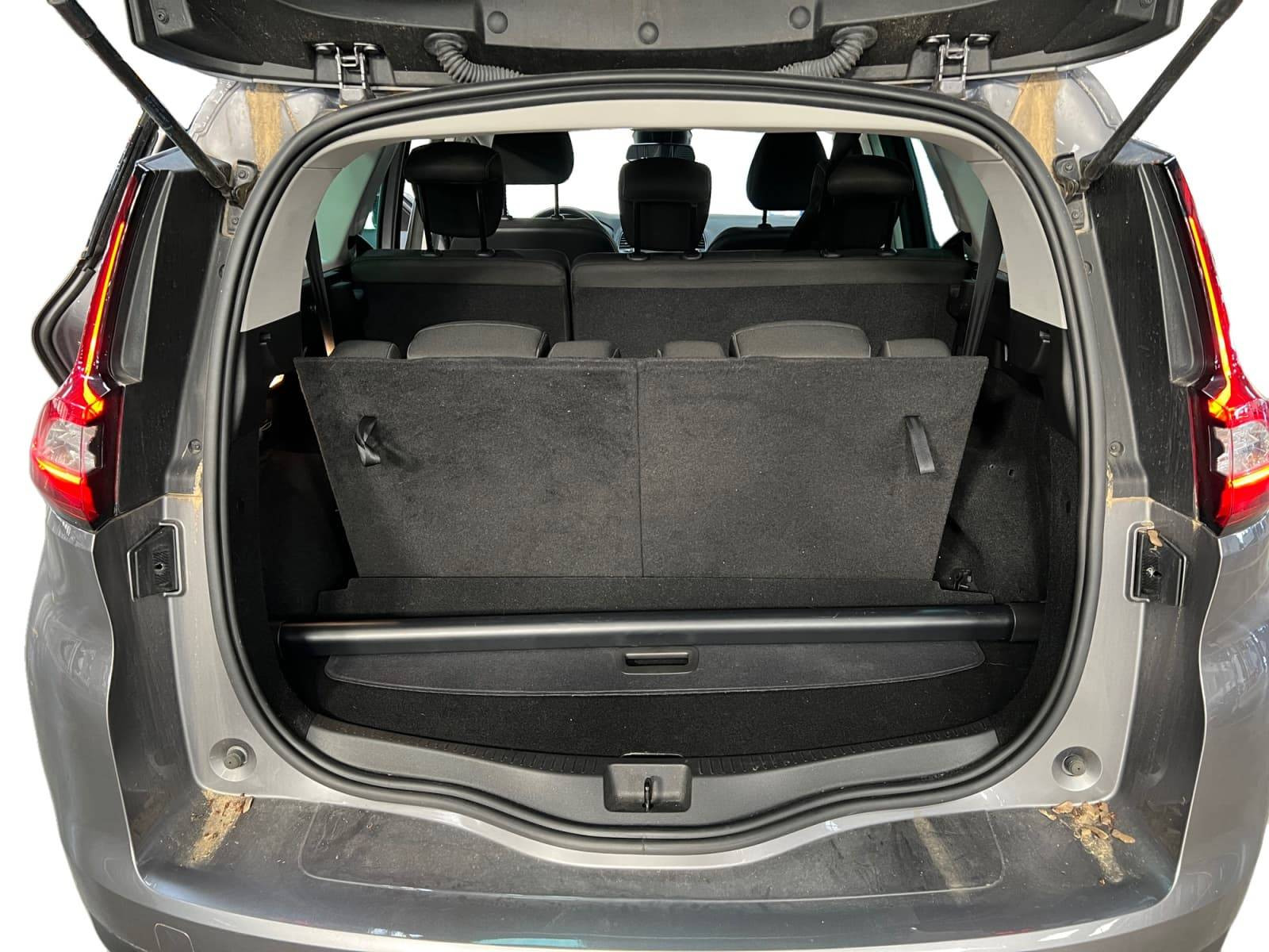 Vente en ligne Renault Grand Scenic 4 Grand Scenic TCe 140 au prix de 21 990 €