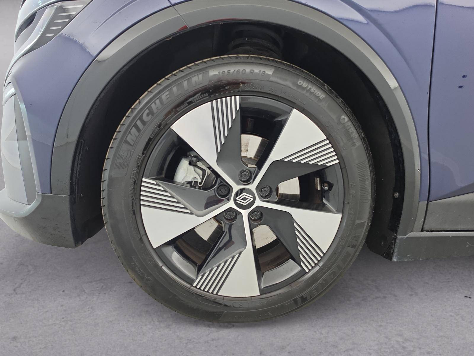 Vente en ligne Renault Megane E-Tech  EV60 220 ch super charge au prix de 23 990 €