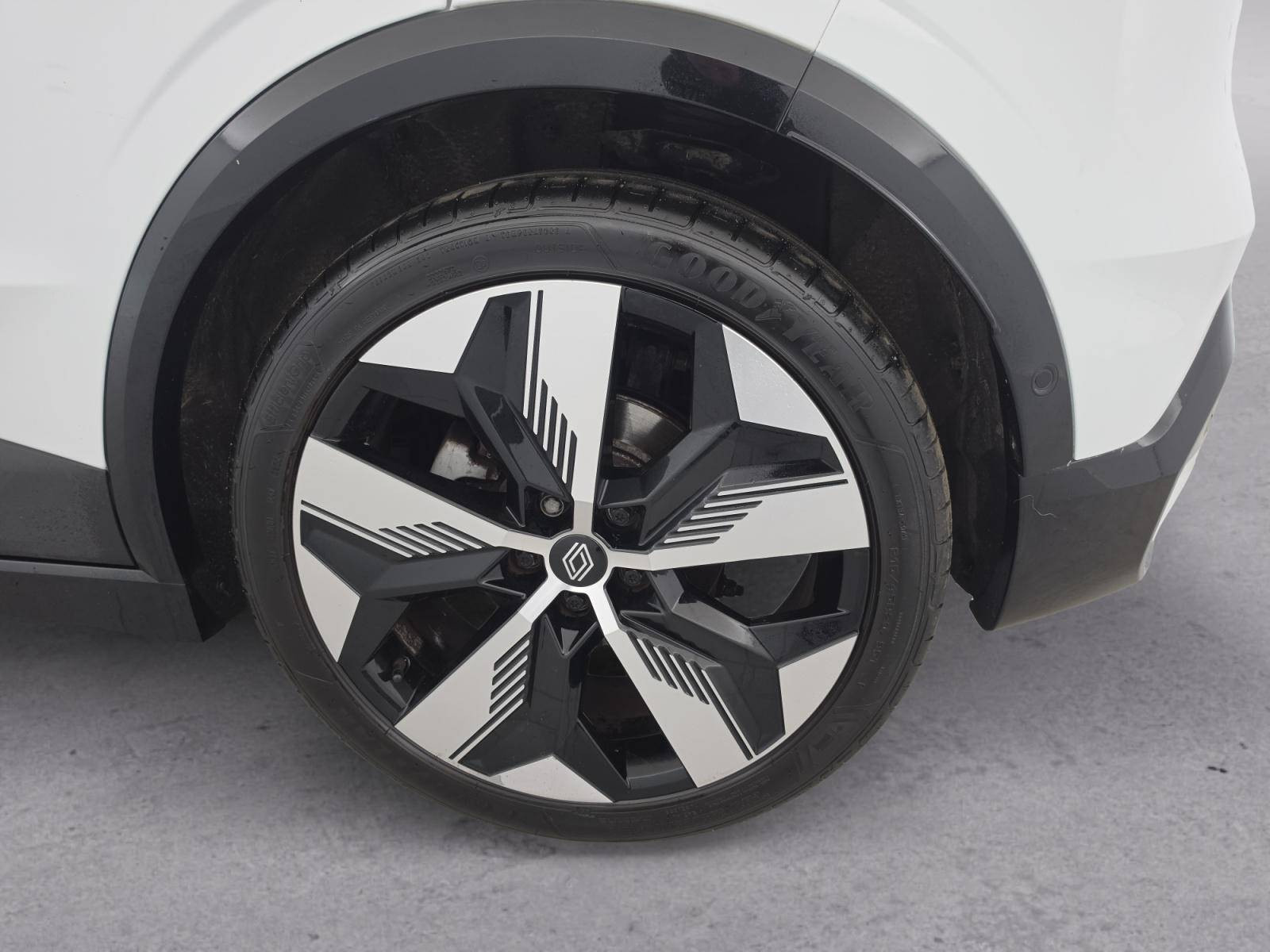 Vente en ligne Renault Megane E-Tech  EV60 220 ch super charge au prix de 25 490 €