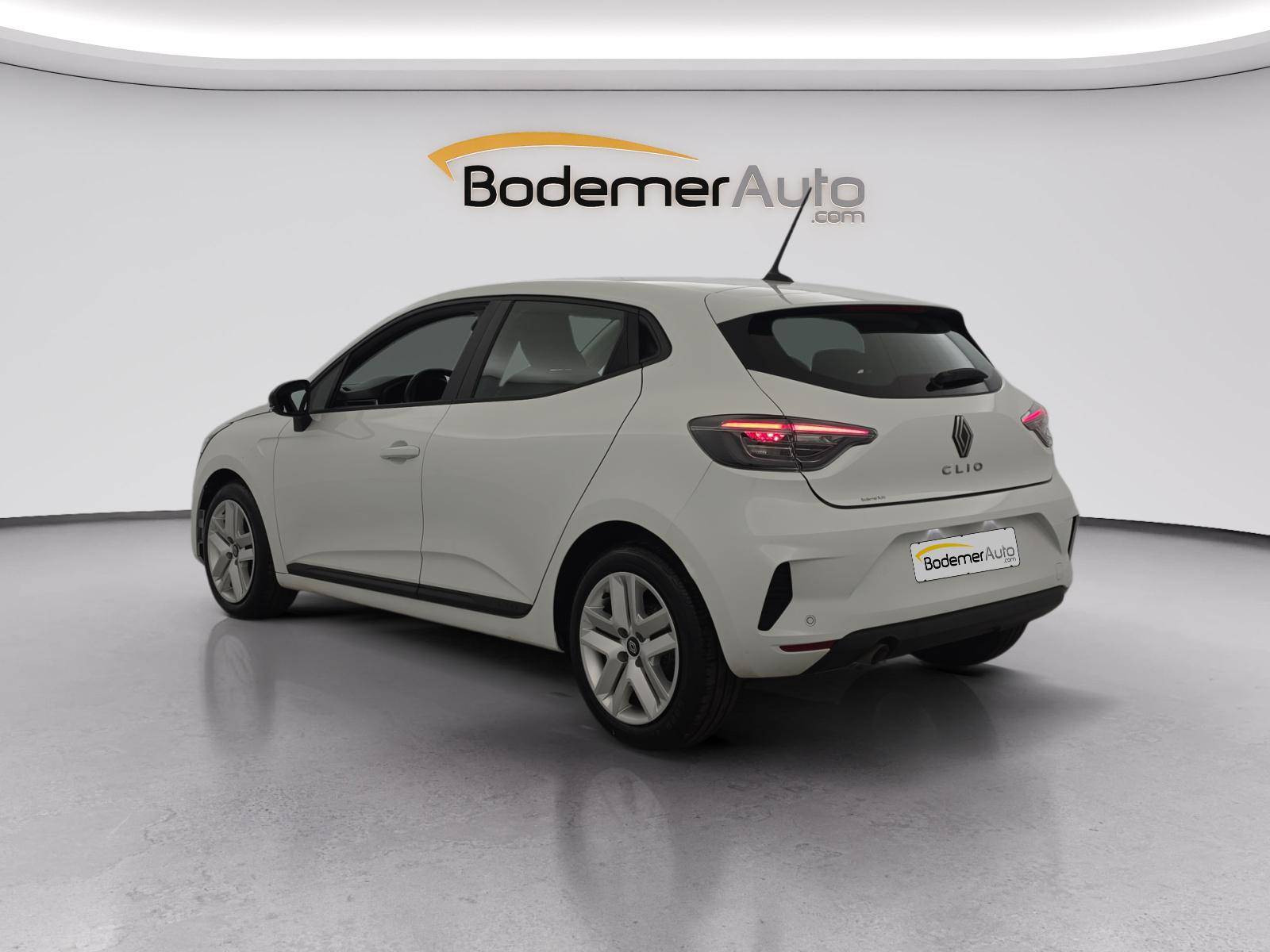 Vente en ligne Renault Clio 5 Clio SCe 65 au prix de 12 990 €