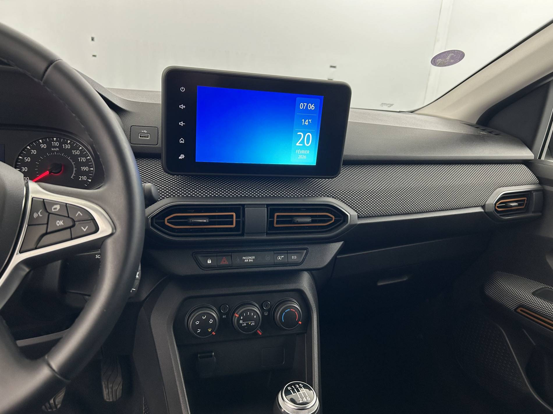 Vente en ligne Dacia Sandero  ECO-G 100 - 22 au prix de 14 890 €